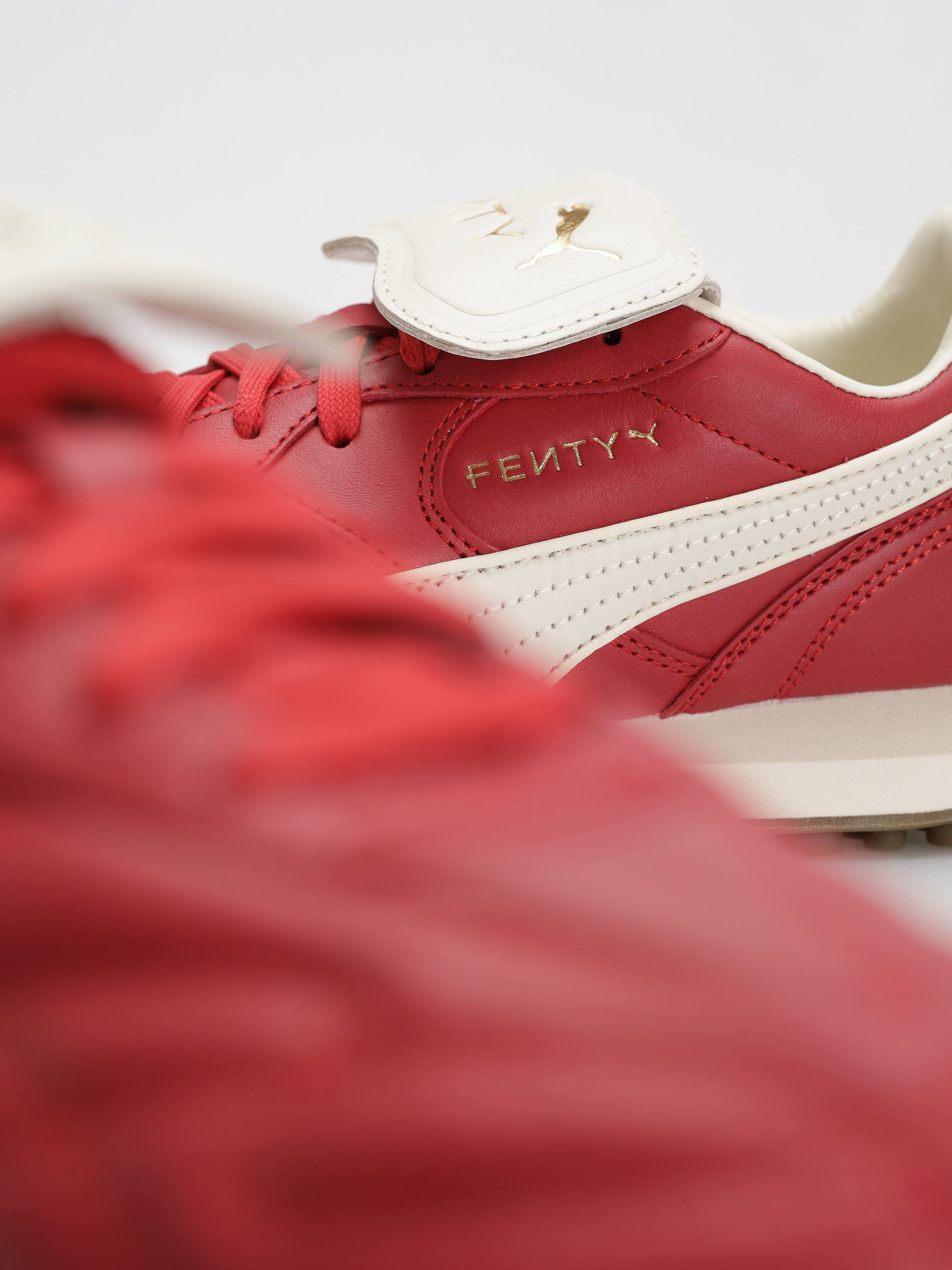 Topánky Puma X Fenty Avanti L (club red)