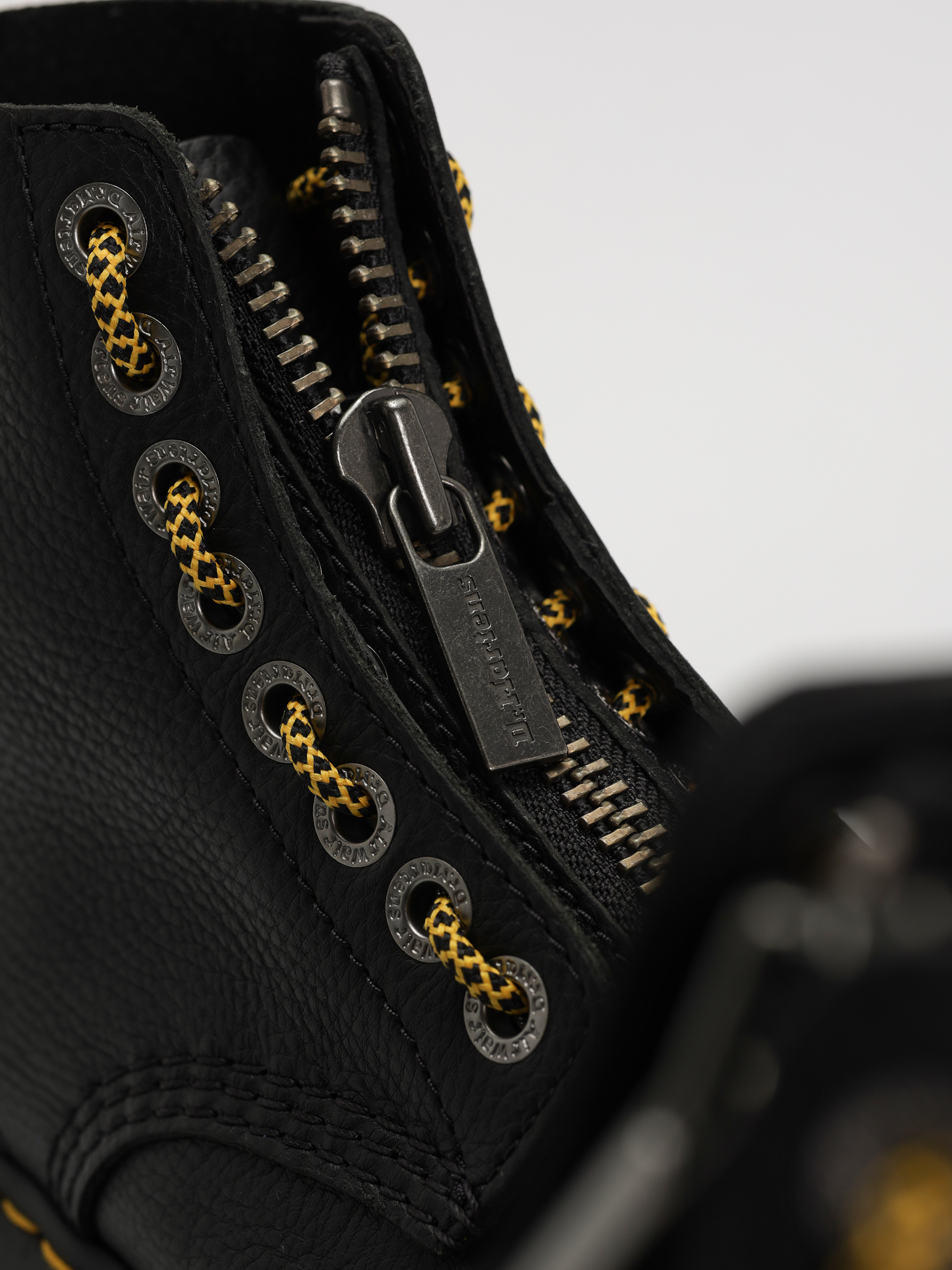 Topánky Dr. Martens Sinclair Max Wmn (black pisa)