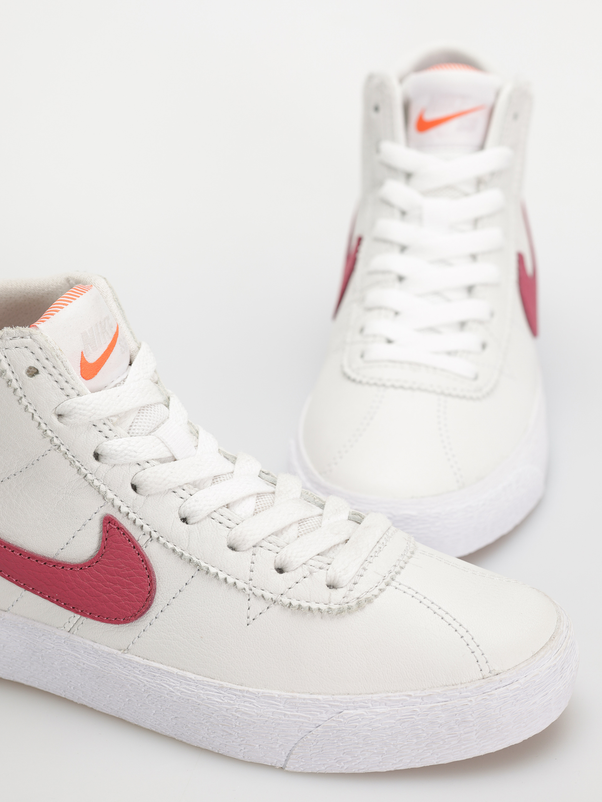 Topánky Nike SB Bruin Hi Iso Wmn (white/sweet beet white sweet beet)