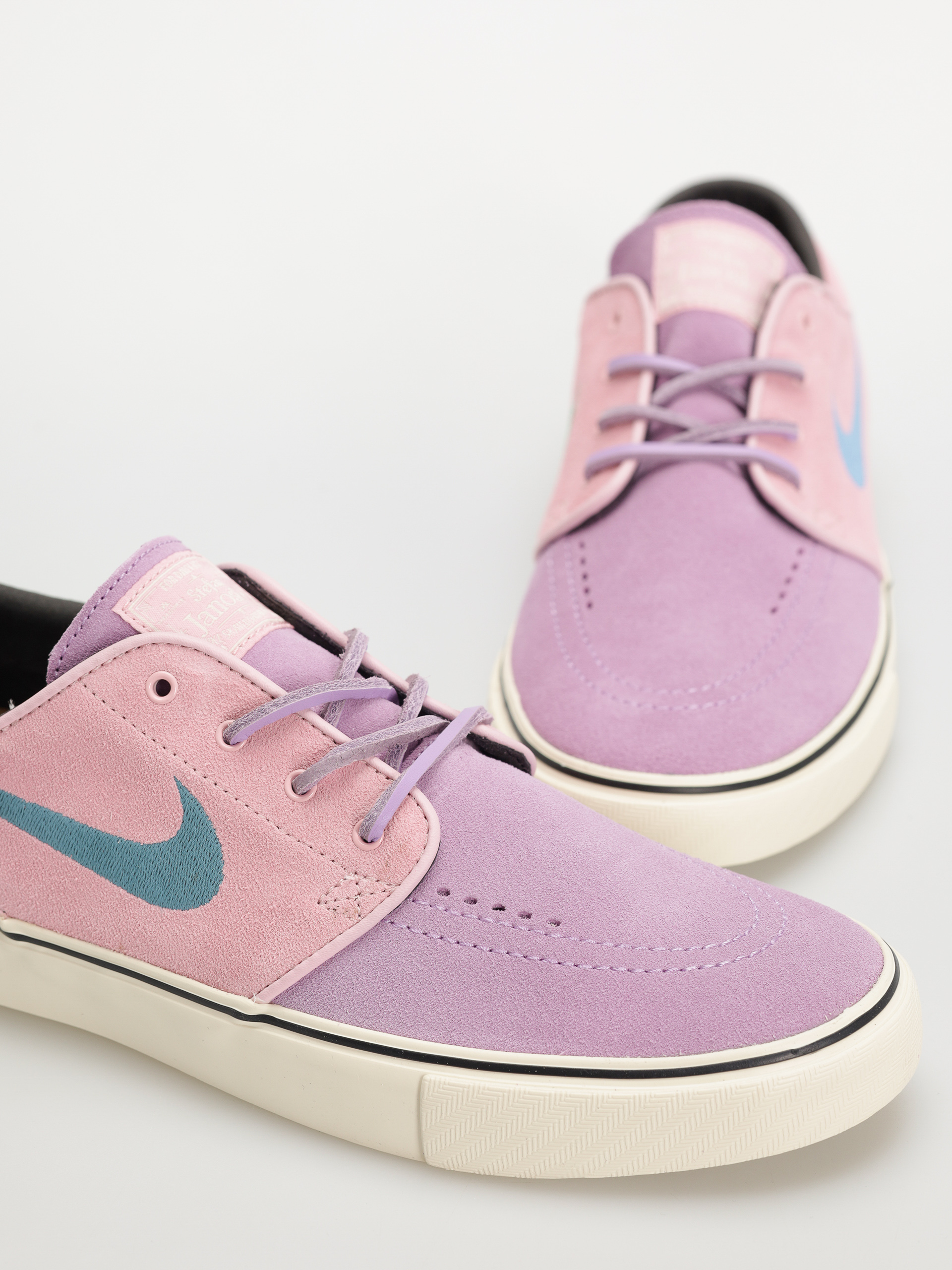 Topánky Nike SB Zoom Janoski OG+ (lilac/noise aqua med soft pink)