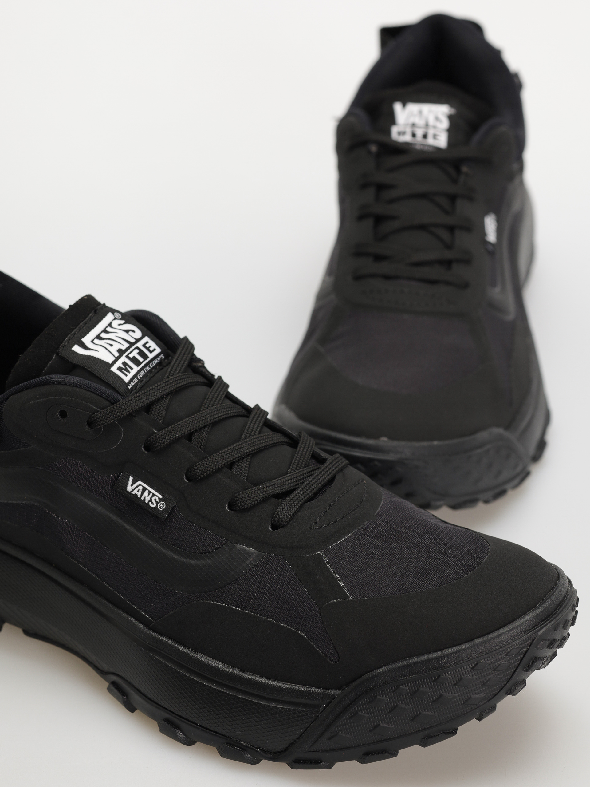 Topánky Vans Crosspath MTE (black/black)