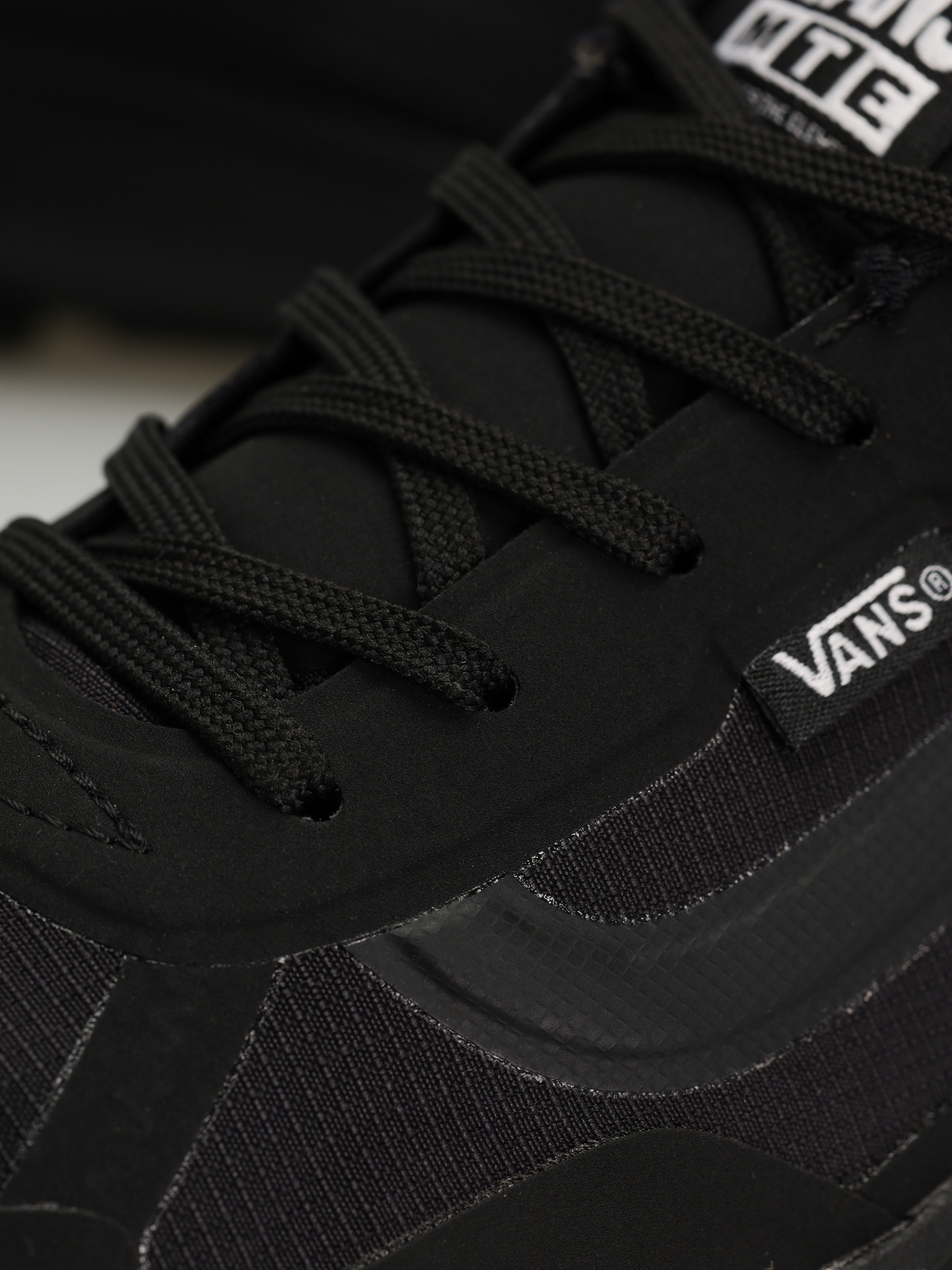 Topánky Vans Crosspath MTE (black/black)