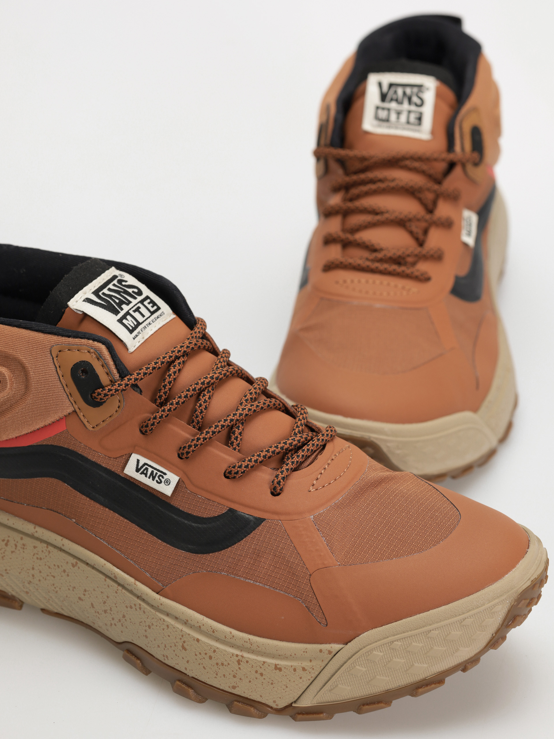 Topánky Vans Crosspath Mid MTE (glazed ginger)