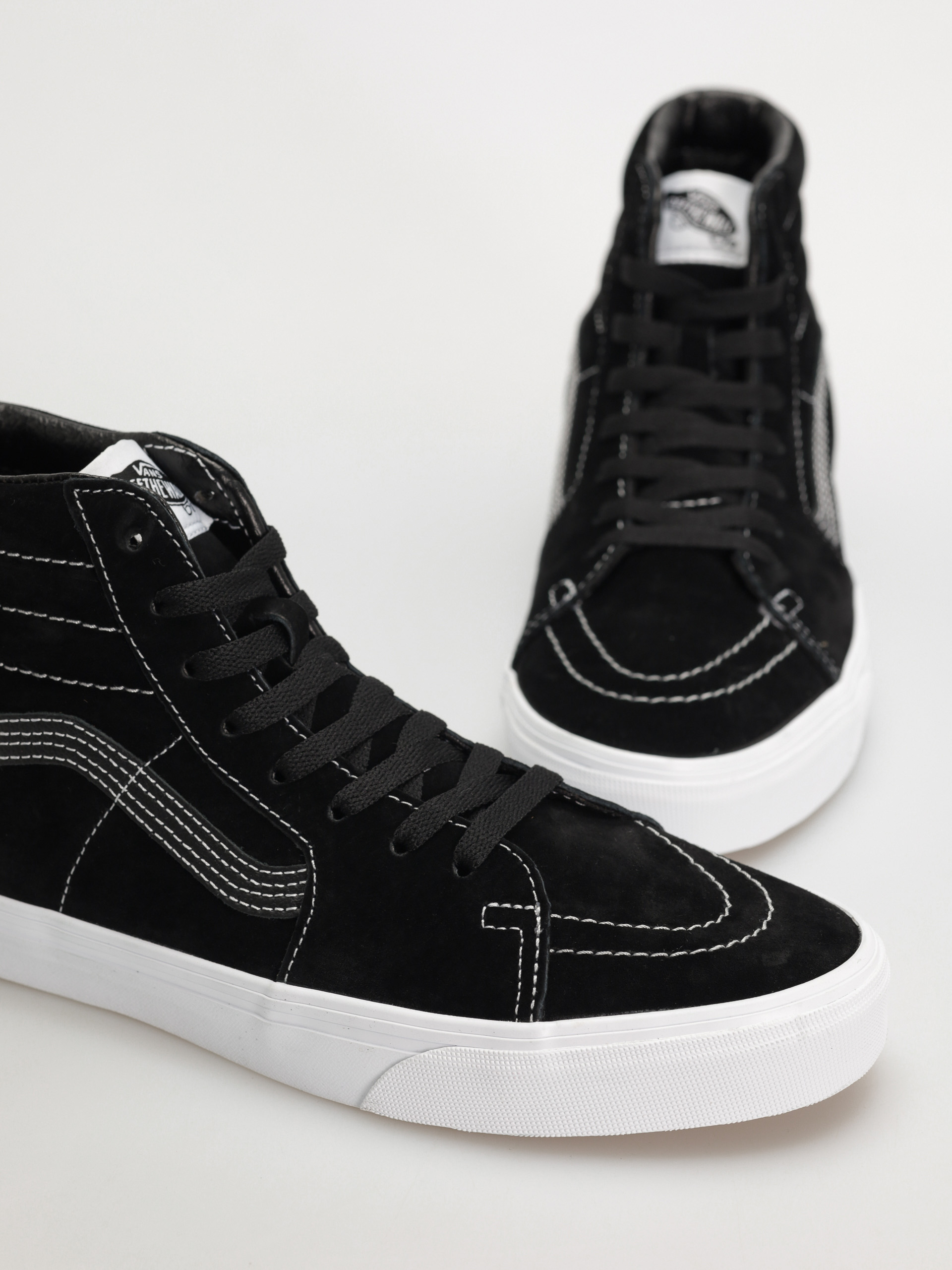 Topánky Vans Sk8 Hi (pig suede black)