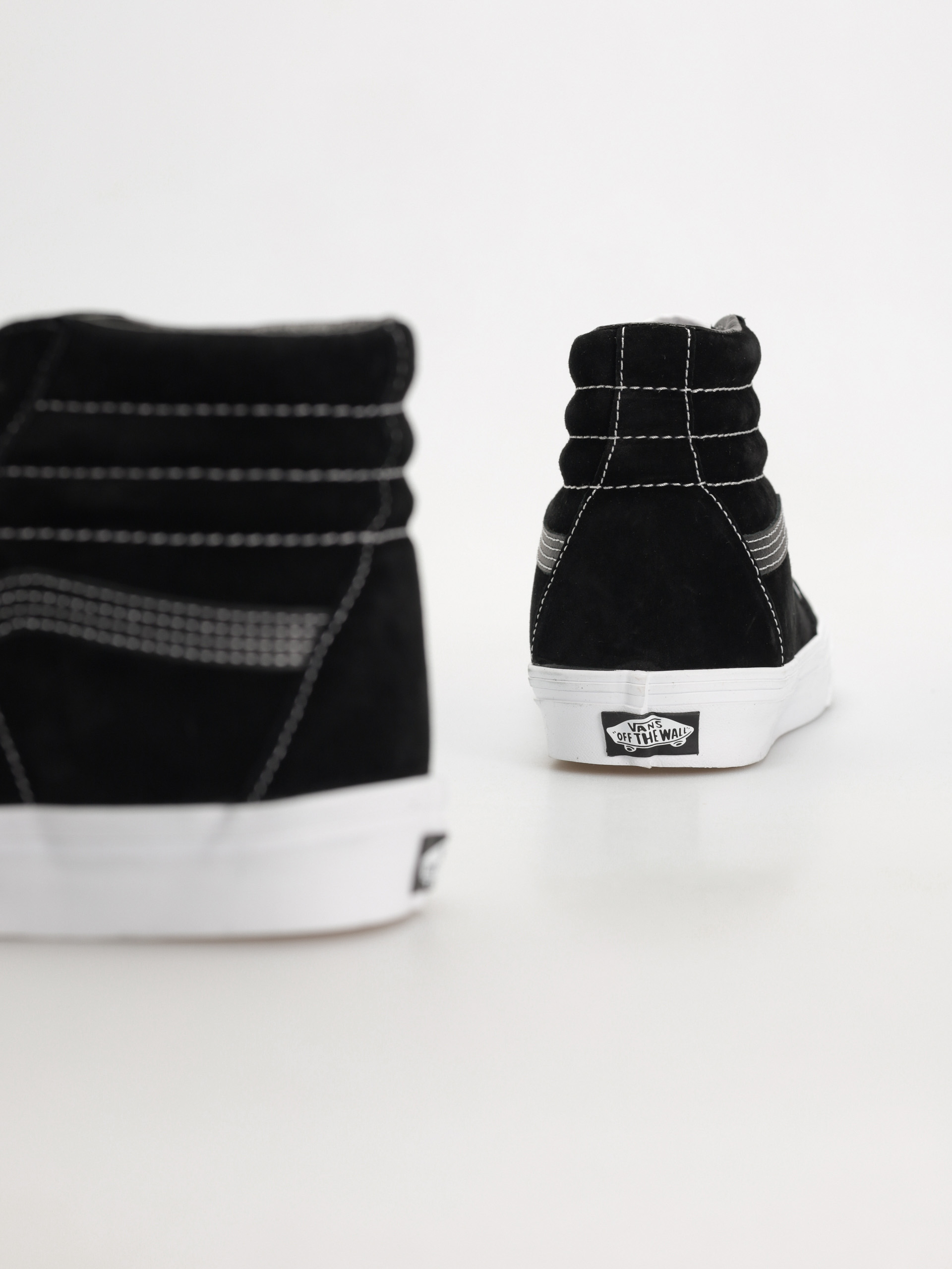 Topánky Vans Sk8 Hi (pig suede black)