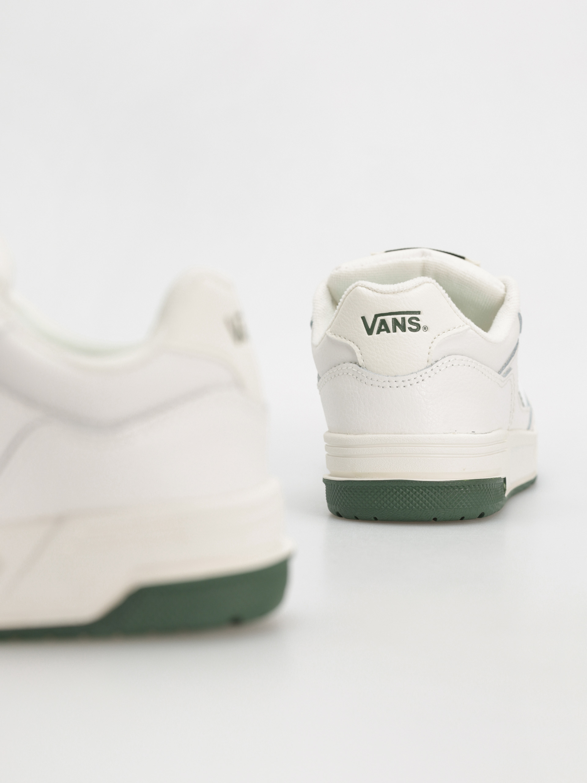 Topánky Vans Upland (vintage sport douglas fir)