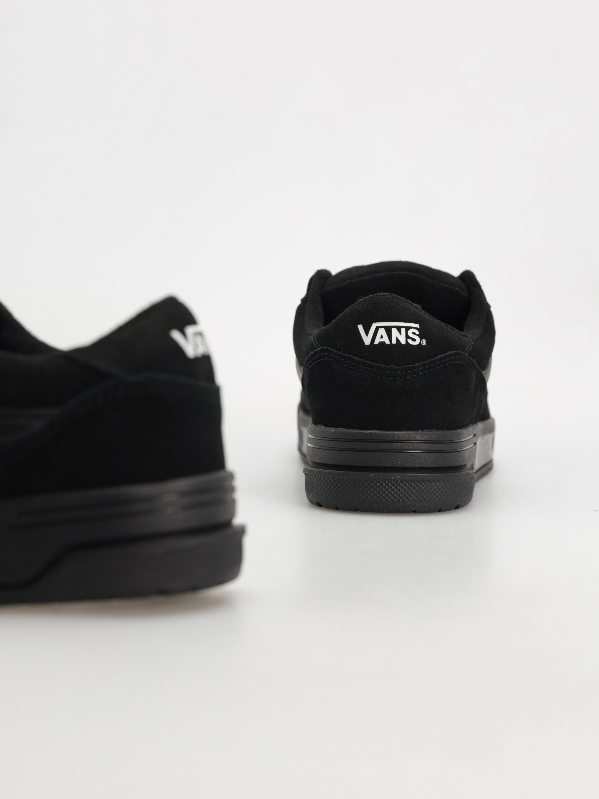 Topánky Vans Hylane (black/black)