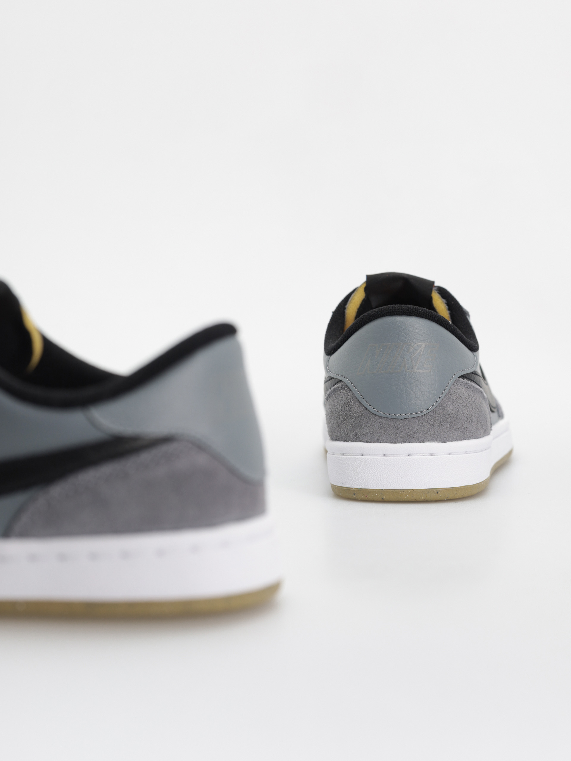 Topánky Nike SB Fc Classic (cool grey/black white vivid orange)