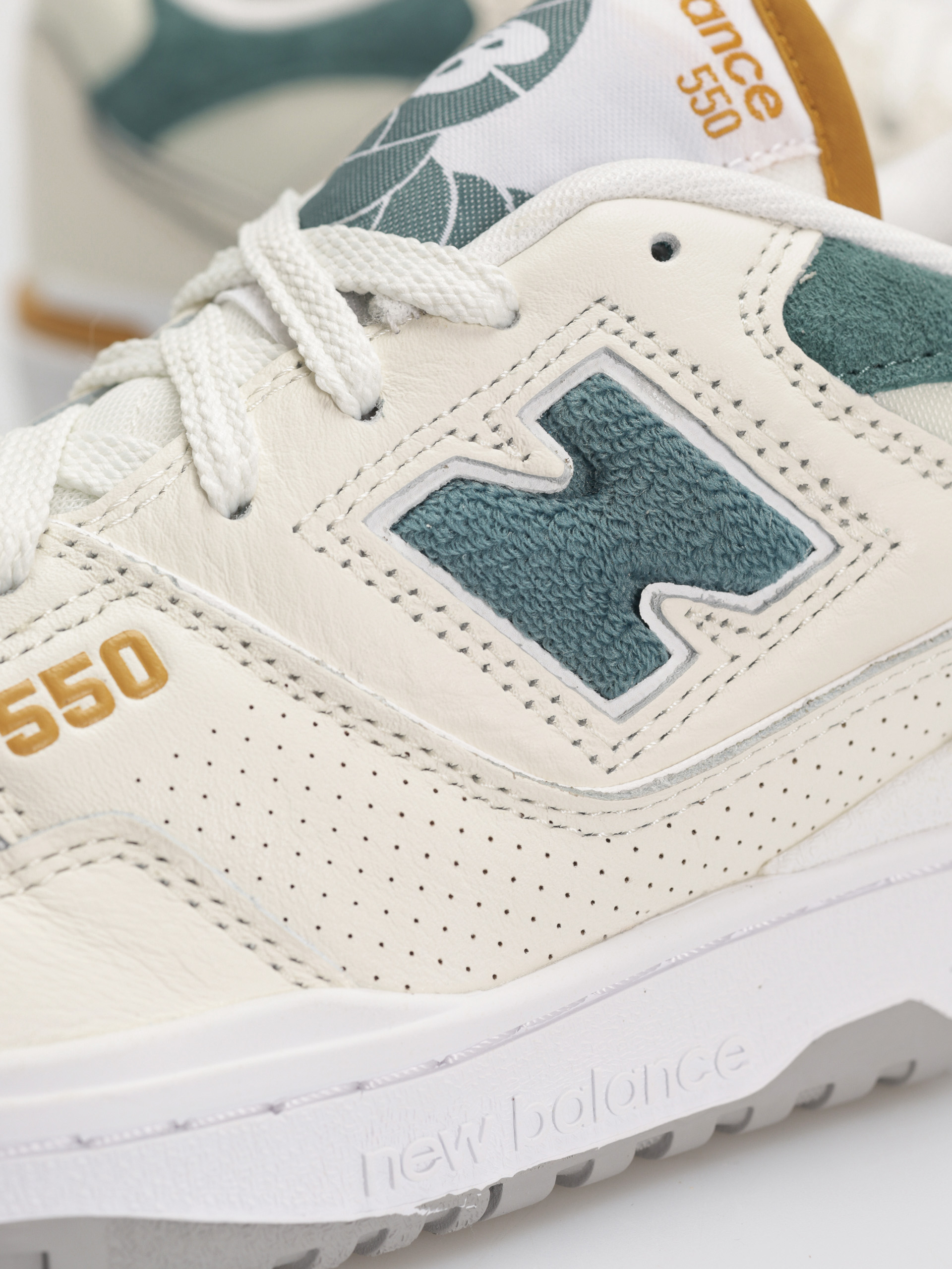 Topánky New Balance 550 (white)