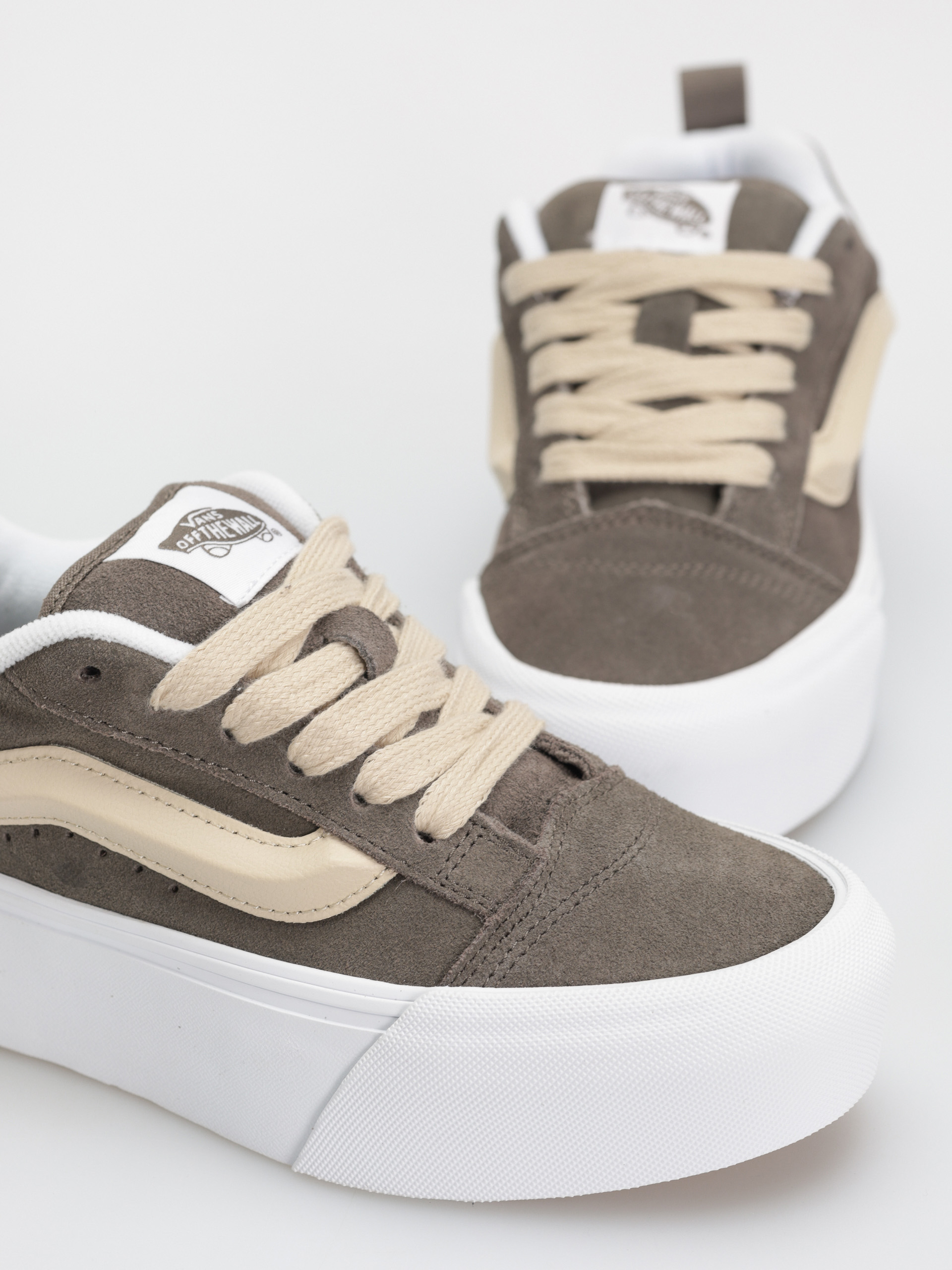 Topánky Vans Knu Stack (suede bungee cord)