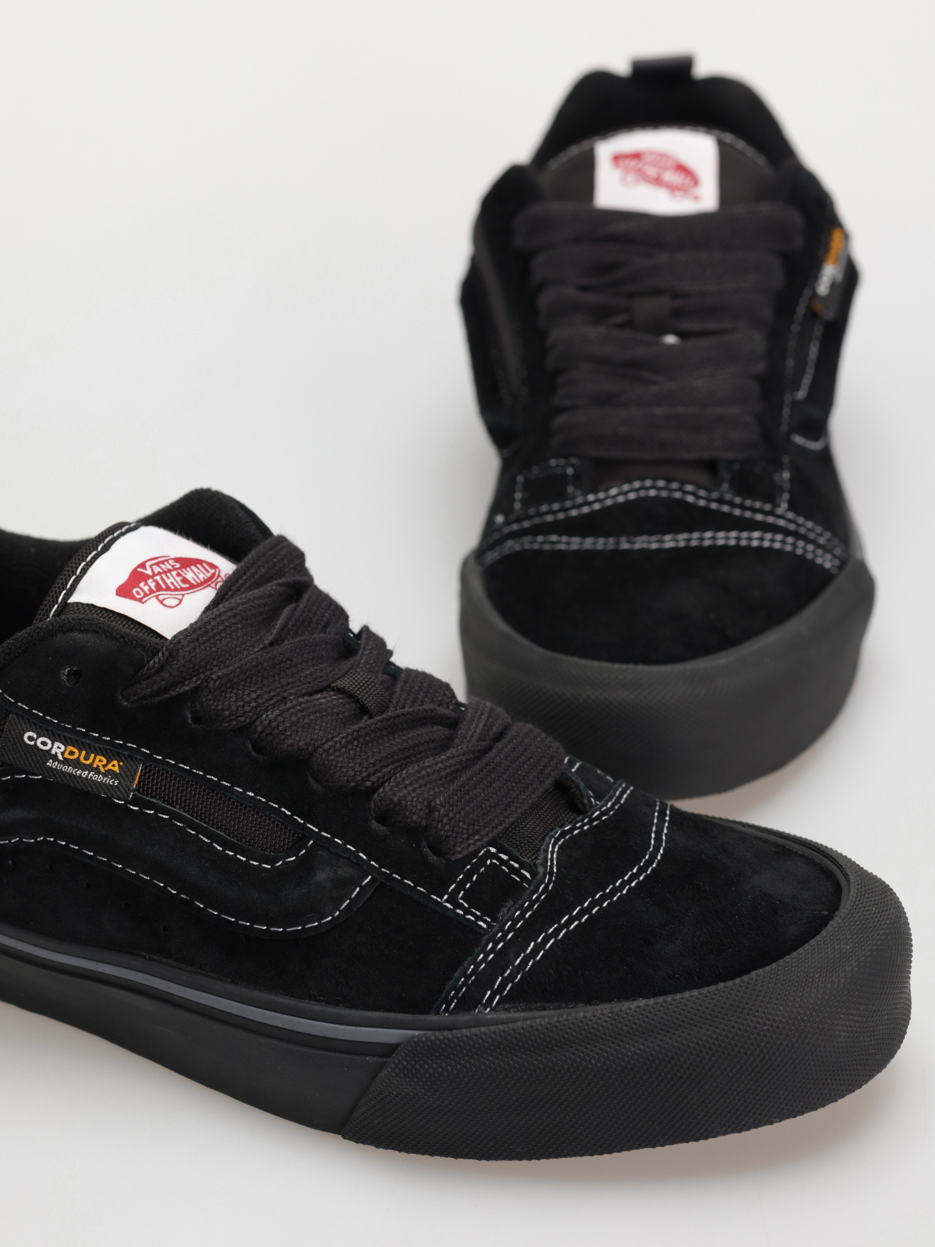 Topánky Vans Knu Skool (cordura mix black)