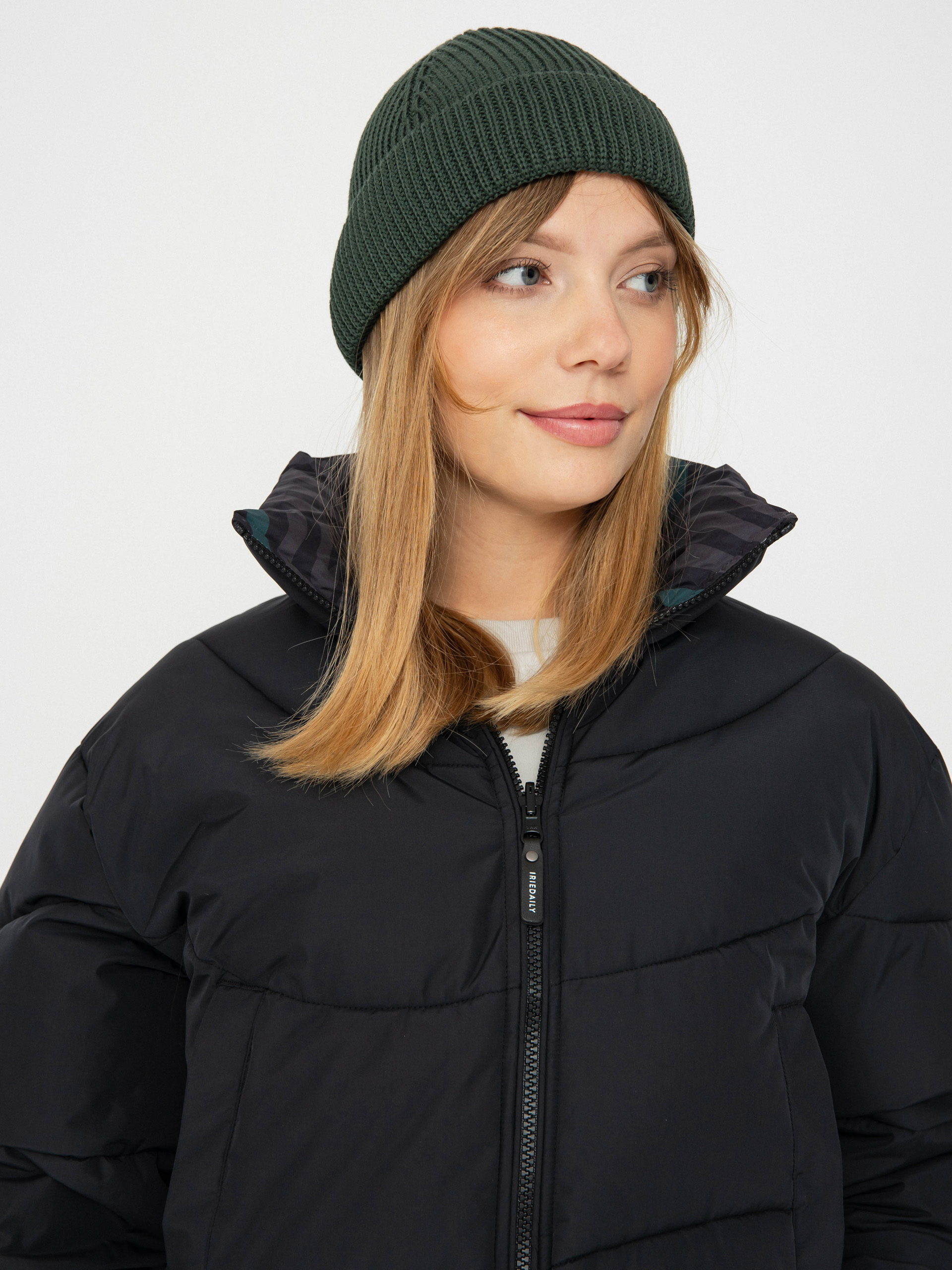 Bunda Iriedaily Paddy Short Wmn (black)