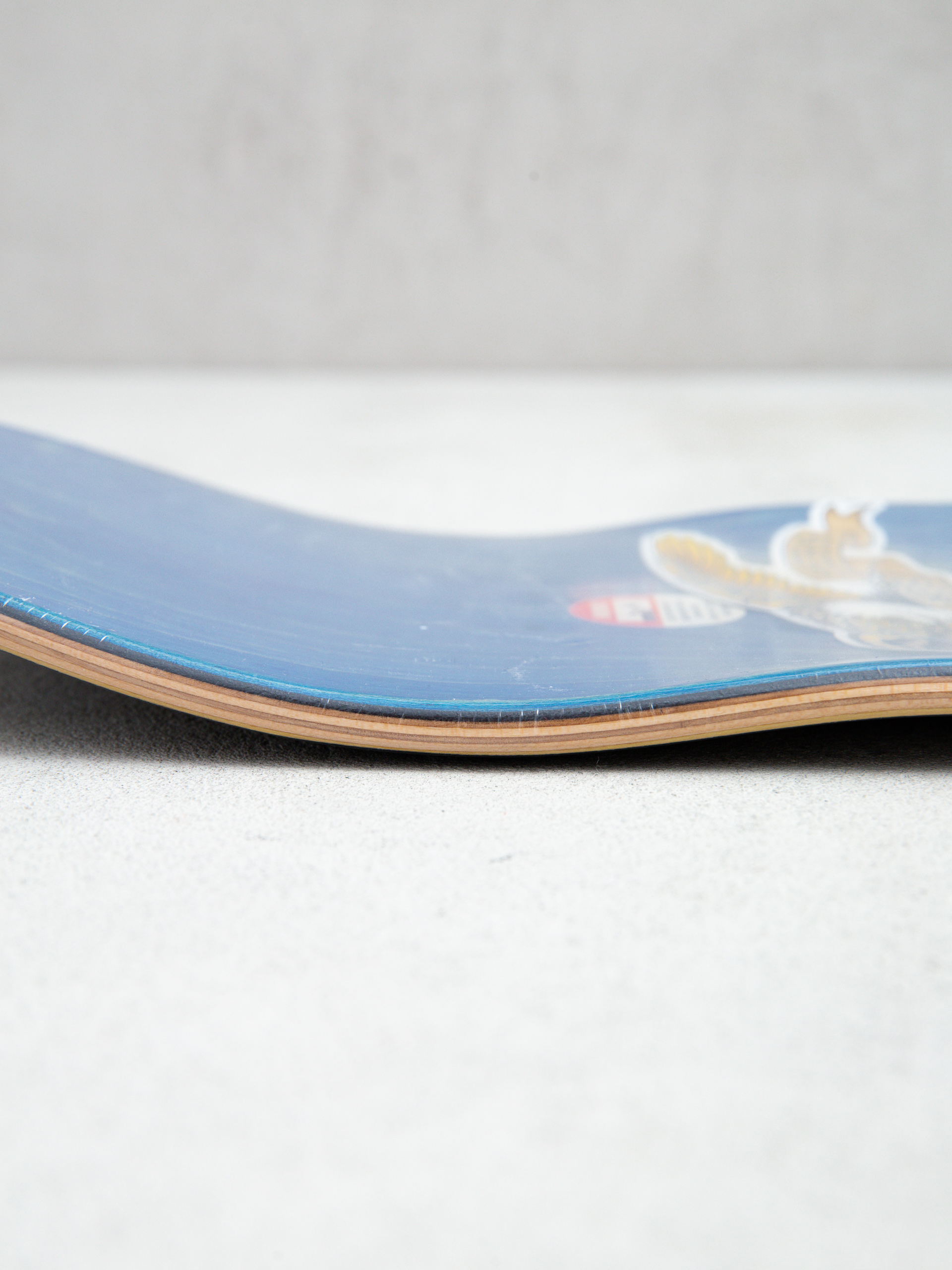 Doska Antihero Grant Stacked (black/yellow)