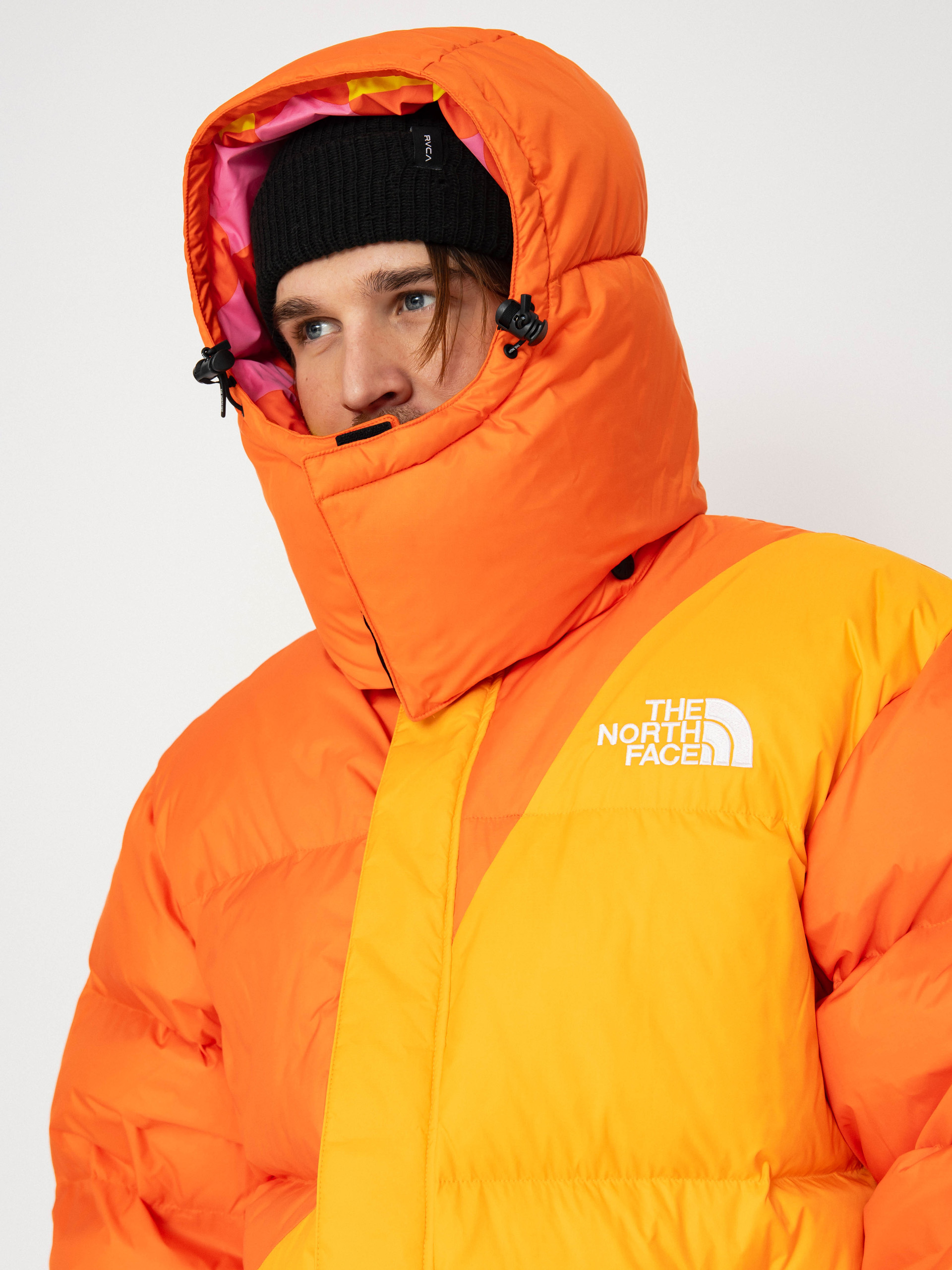 Bunda The North Face X Yinka Ilori Down Puffer (red orange/apricot glaz)