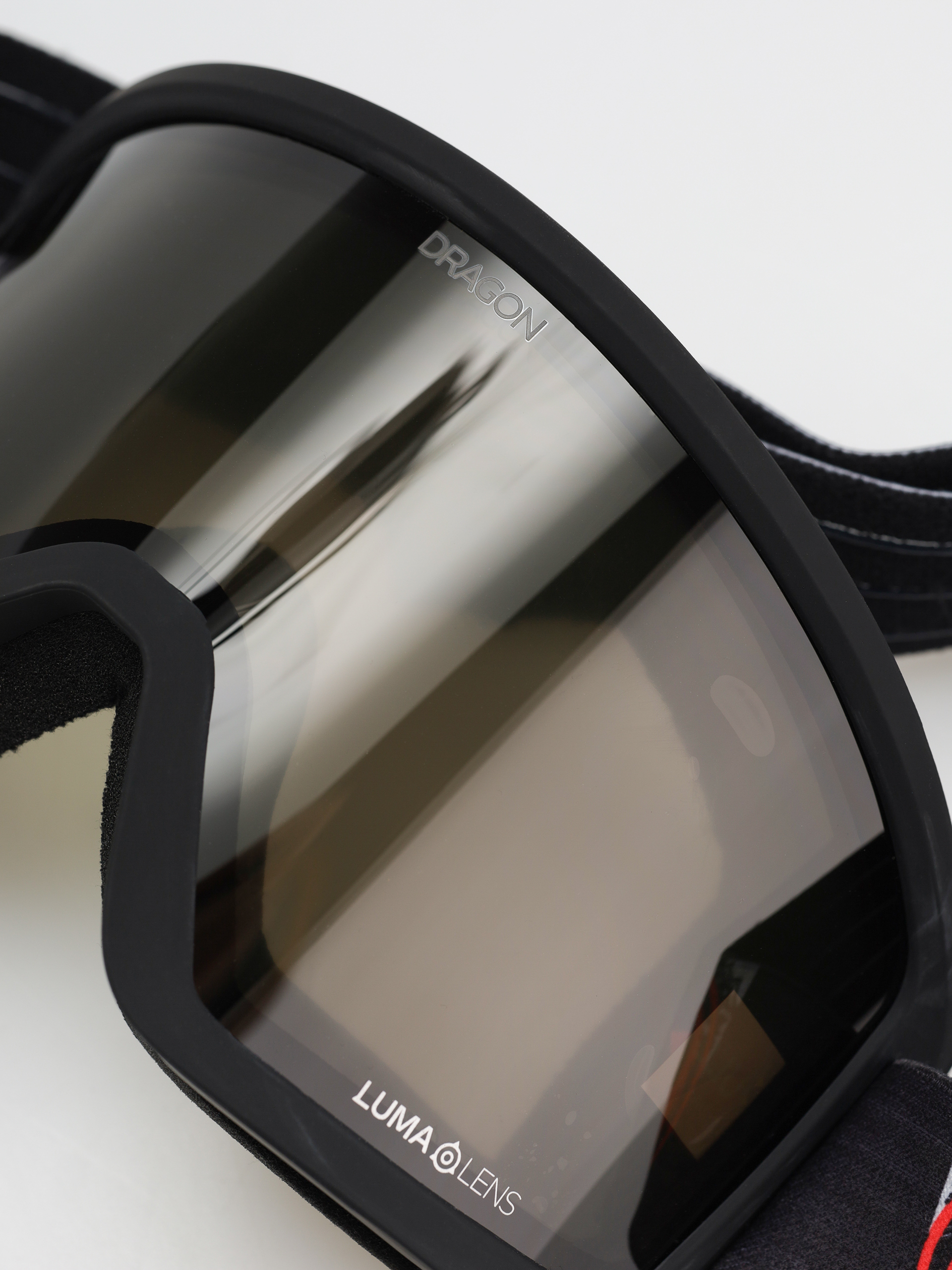 Snowboardové okuliare Dragon DX3 L OTG (manga/lumalens dark smoke)