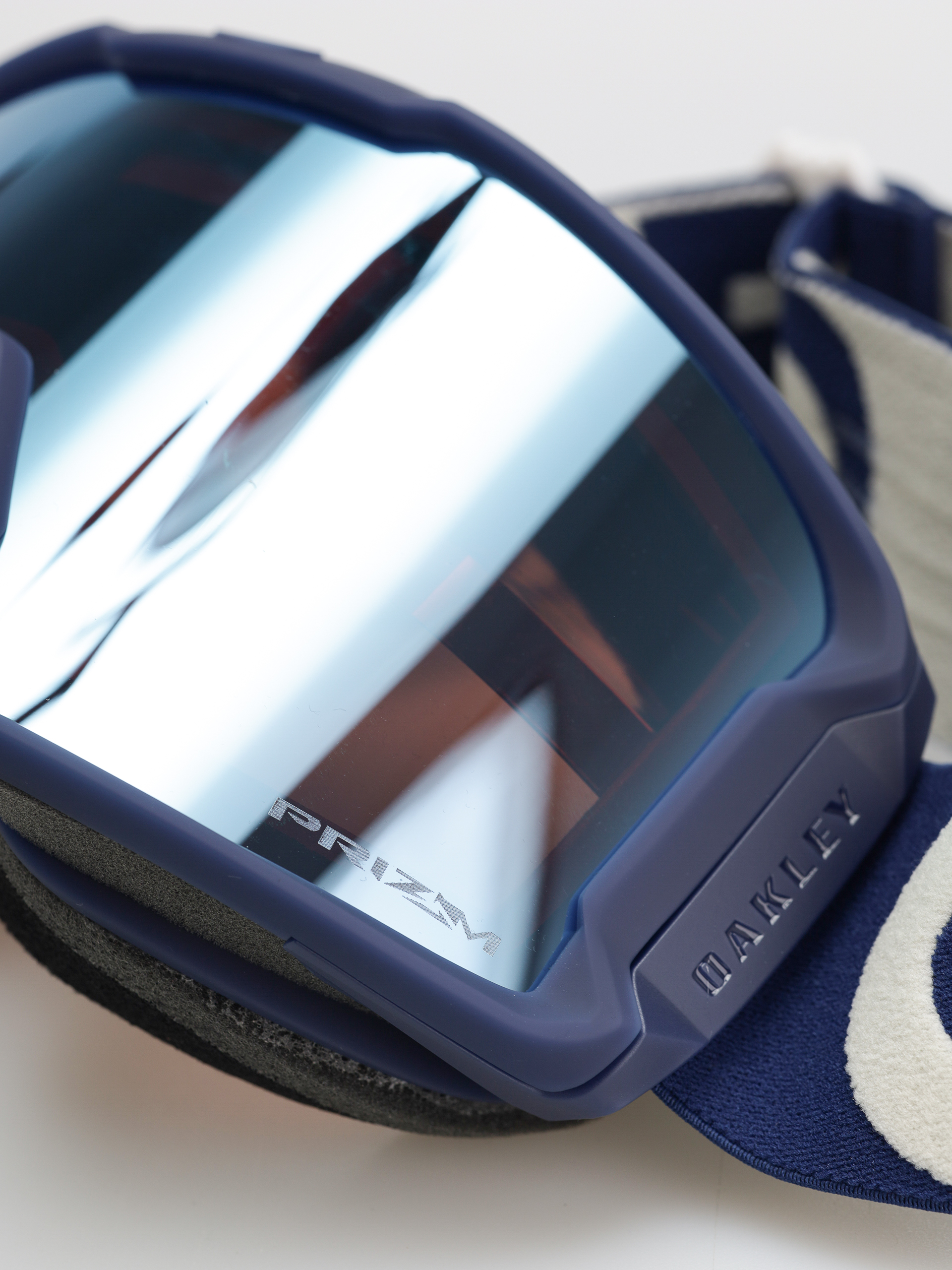 Snowboardové okuliare Oakley Line Miner L (matte b1b navy/prizm sapphire iridium)