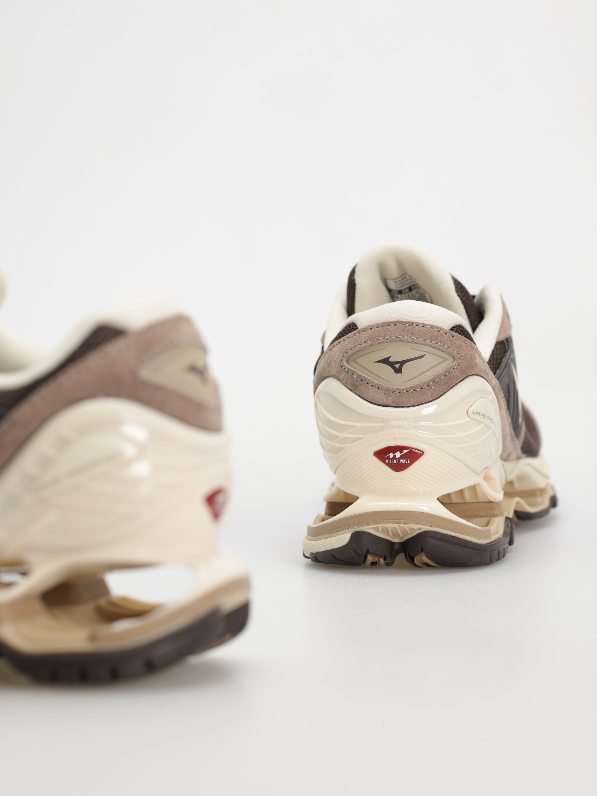 Topánky Mizuno Wave Prophecy LS (mole/pristine/fungi)