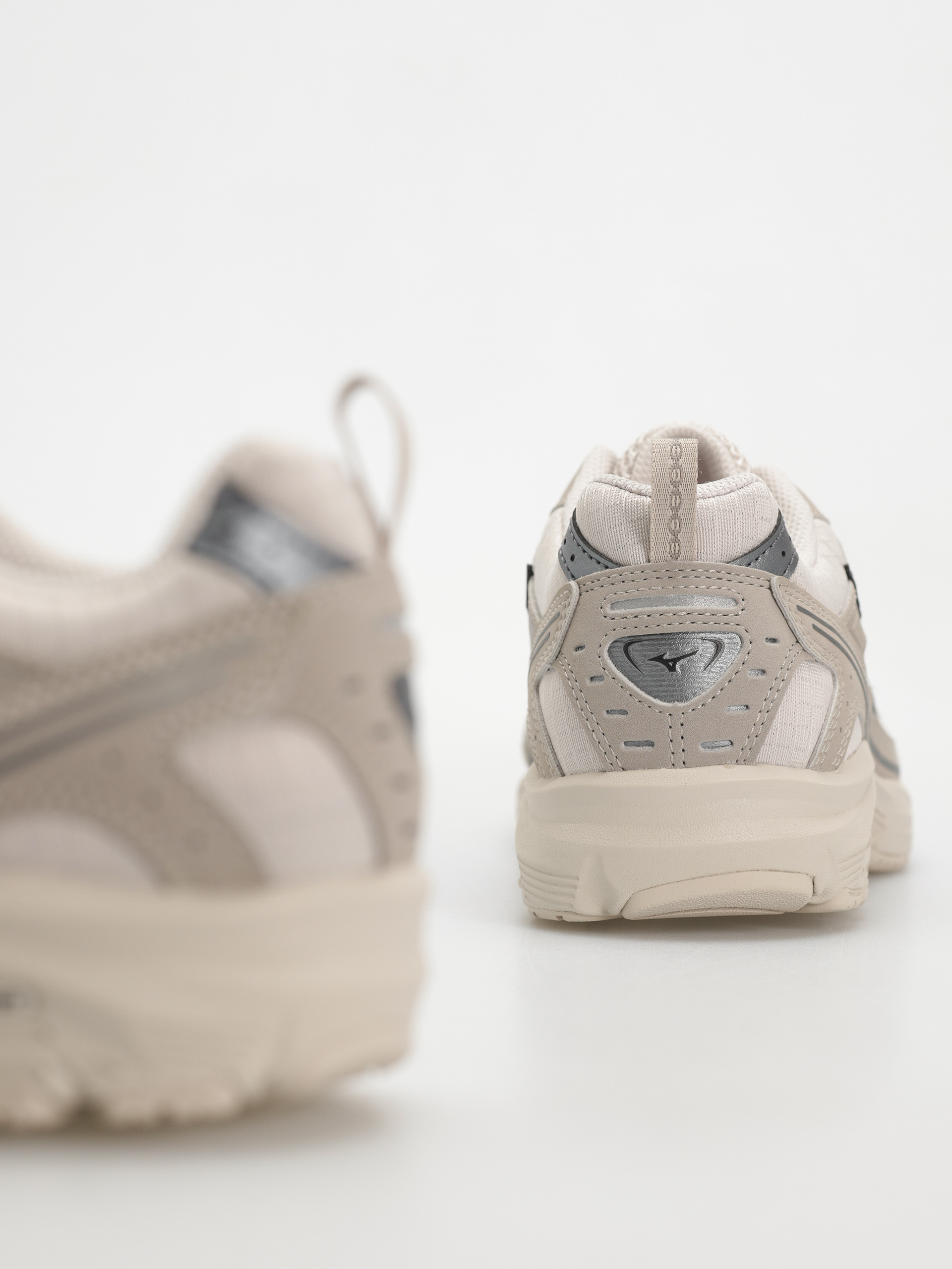 Topánky Mizuno MXR Tech (silver cloud/metallic gray/vintage khaki)