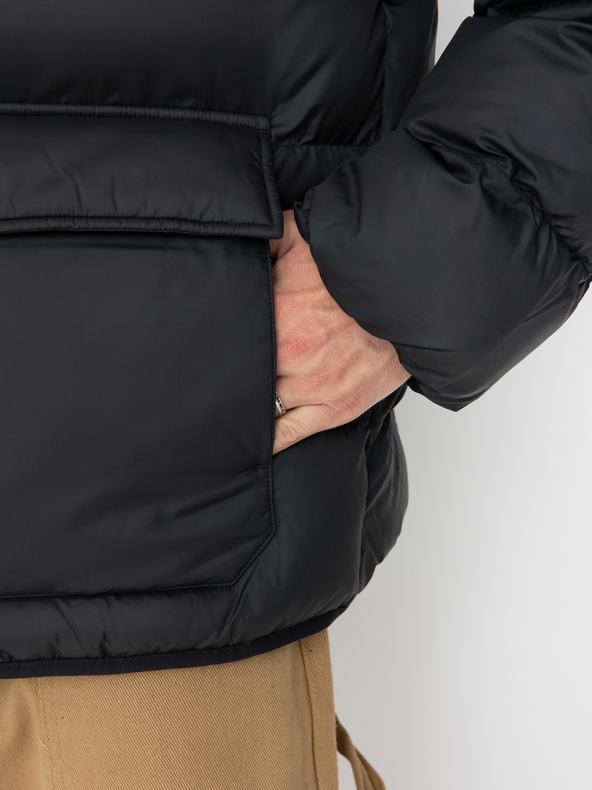 Bunda Converse Patch Pocket Puffer (converse black)