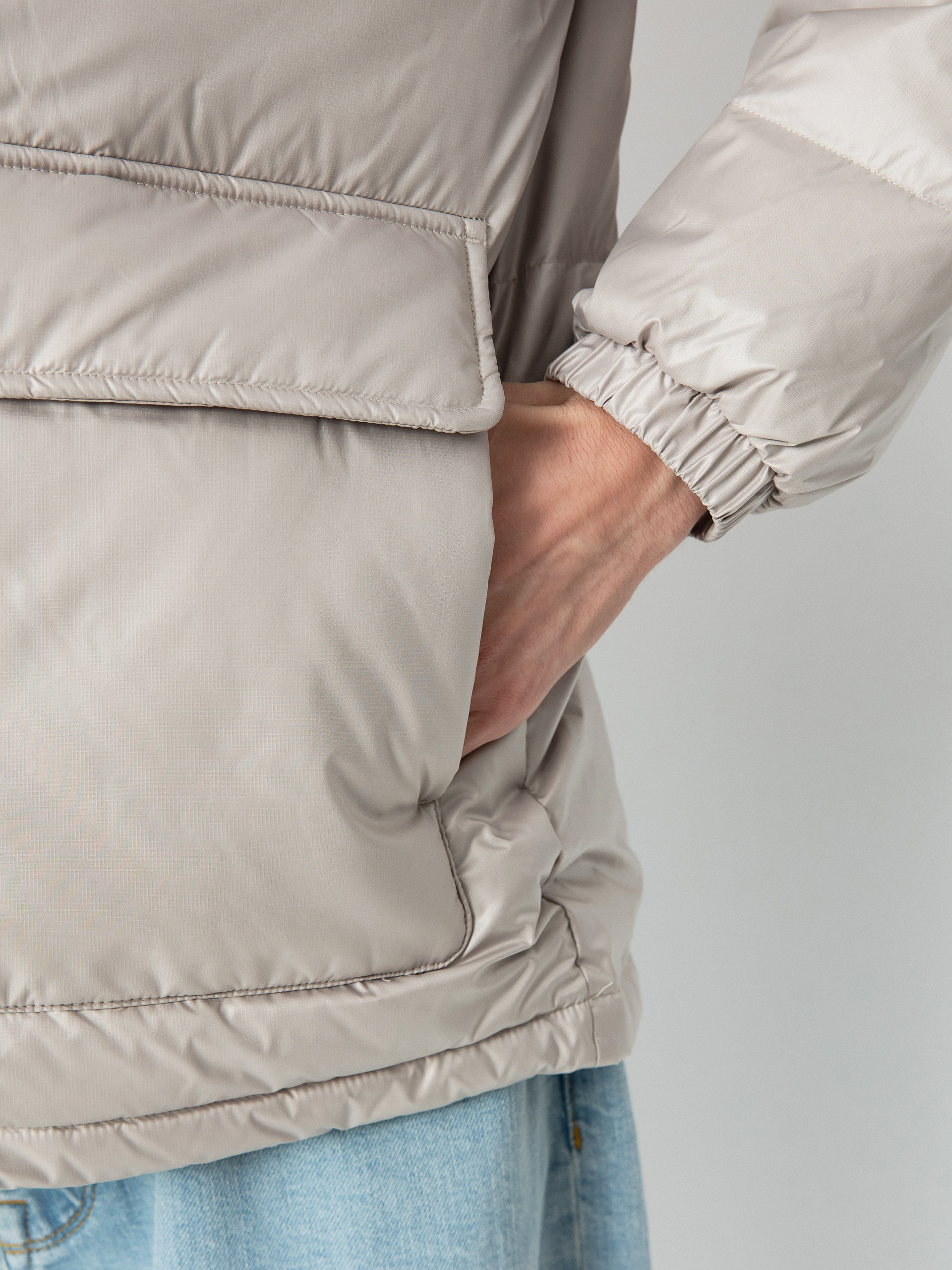 Bunda Converse Commercial Short Down (papyrus)