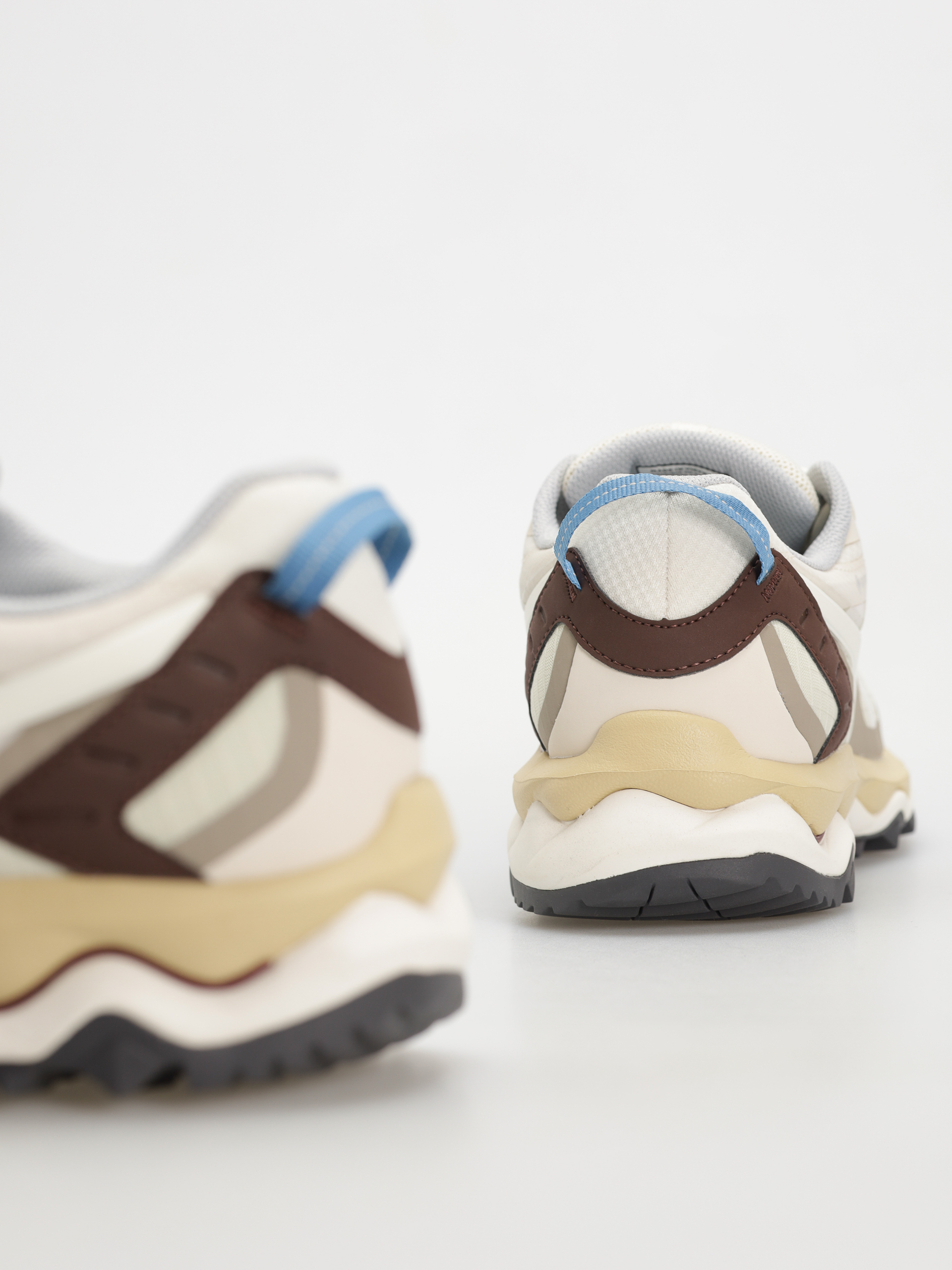 Topánky Mizuno Wave Mujin TL GTX (summer sand/pristine/chicory coffee)