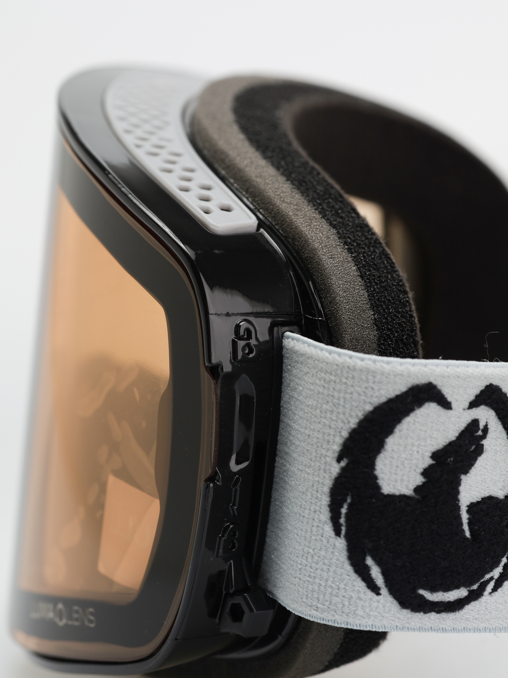 Snowboardové okuliare Dragon NFX2 (classicgrey/lumalens photochromatic amber)