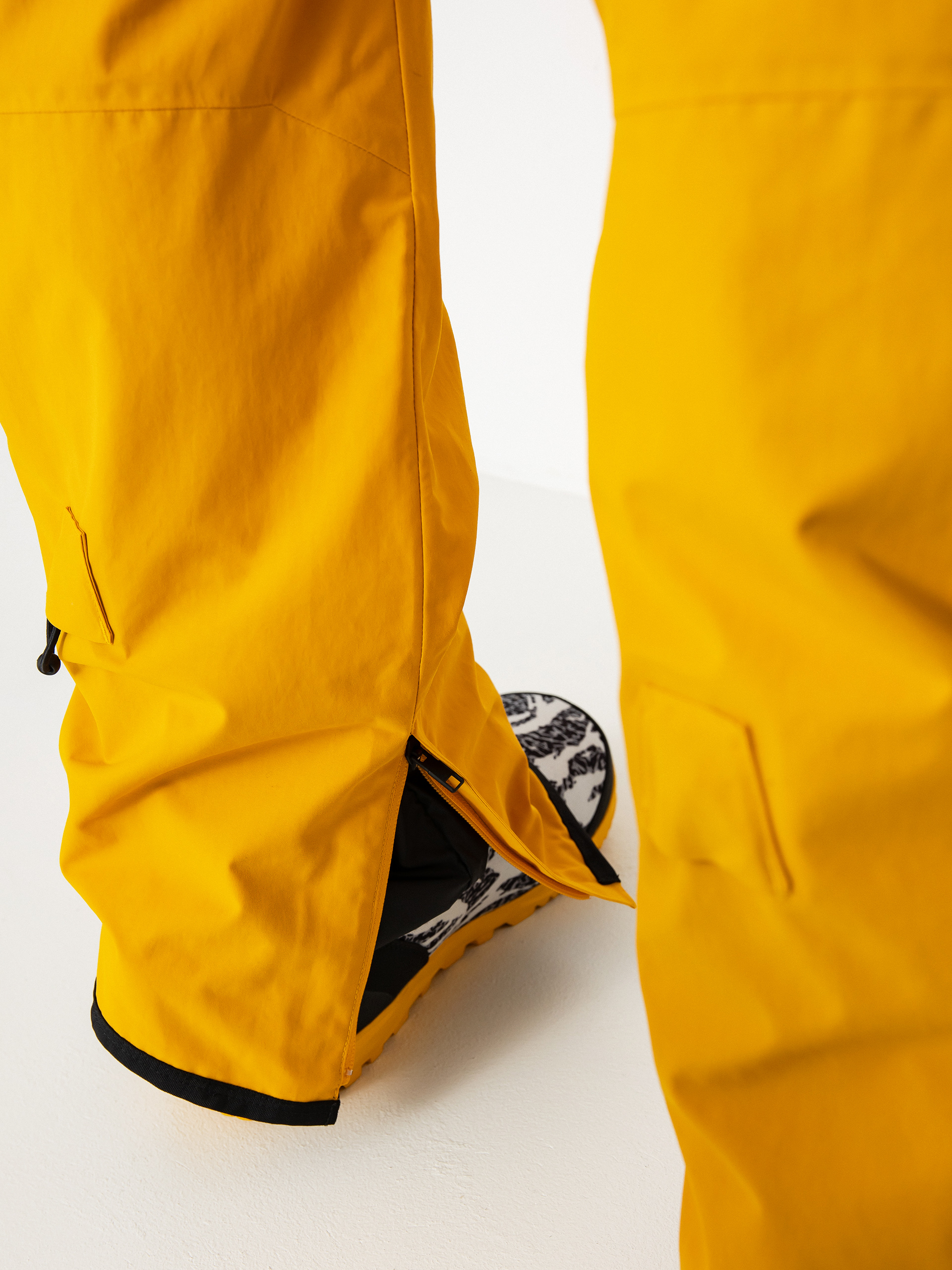 Pánske Snowboardové nohavice Burton Ak Gore Tex Cyclic (goldenrod)