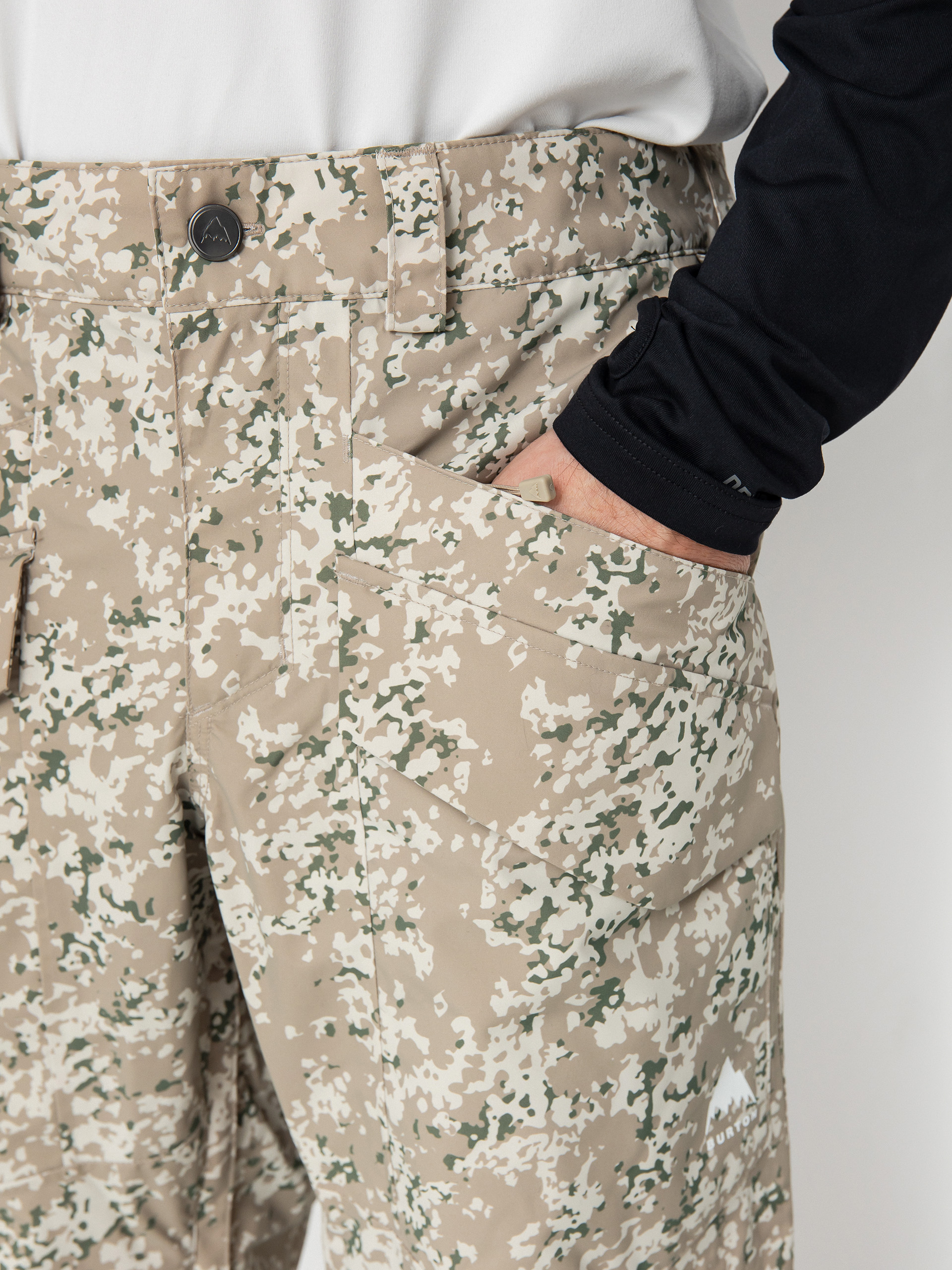 Pánske Snowboardové nohavice Burton Covert 2.0 (snowfall camo)