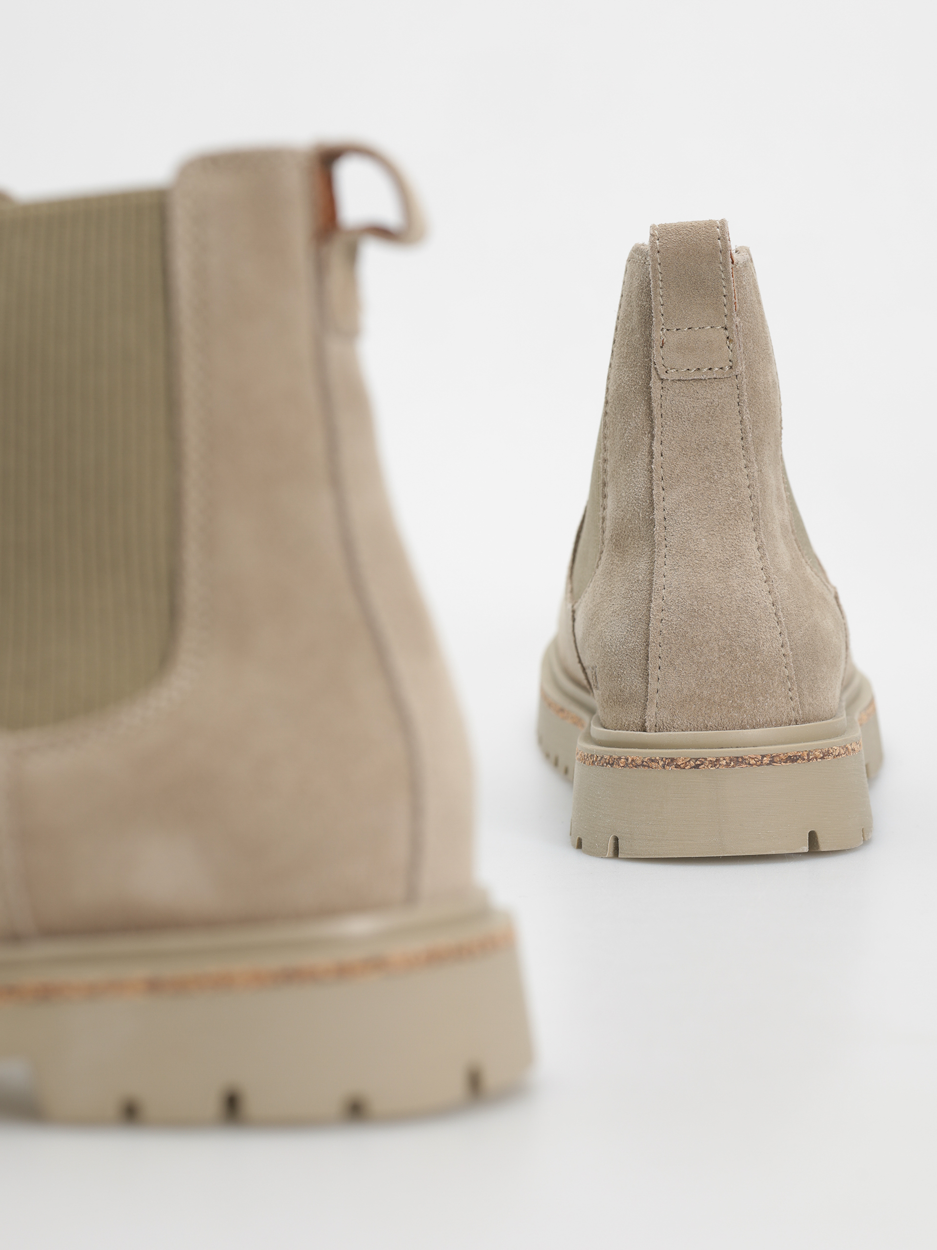 Topánky Birkenstock Highwood Slip On Women Suede Leather Narrow Wmn (taupe)