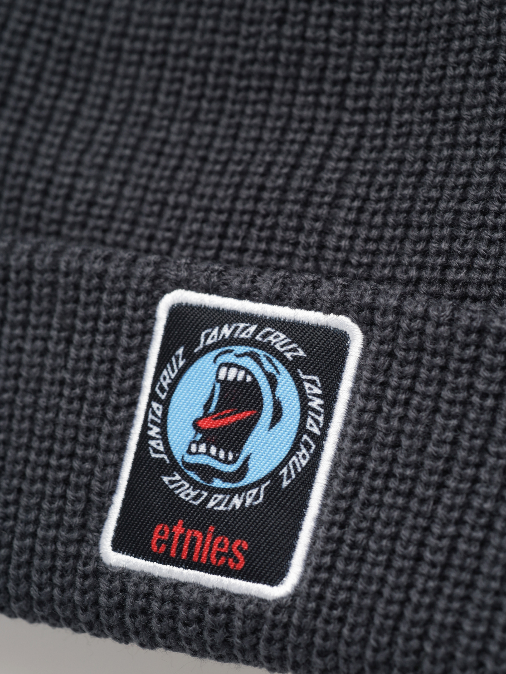 Čiapka Etnies Screaming Hand (charcoal)