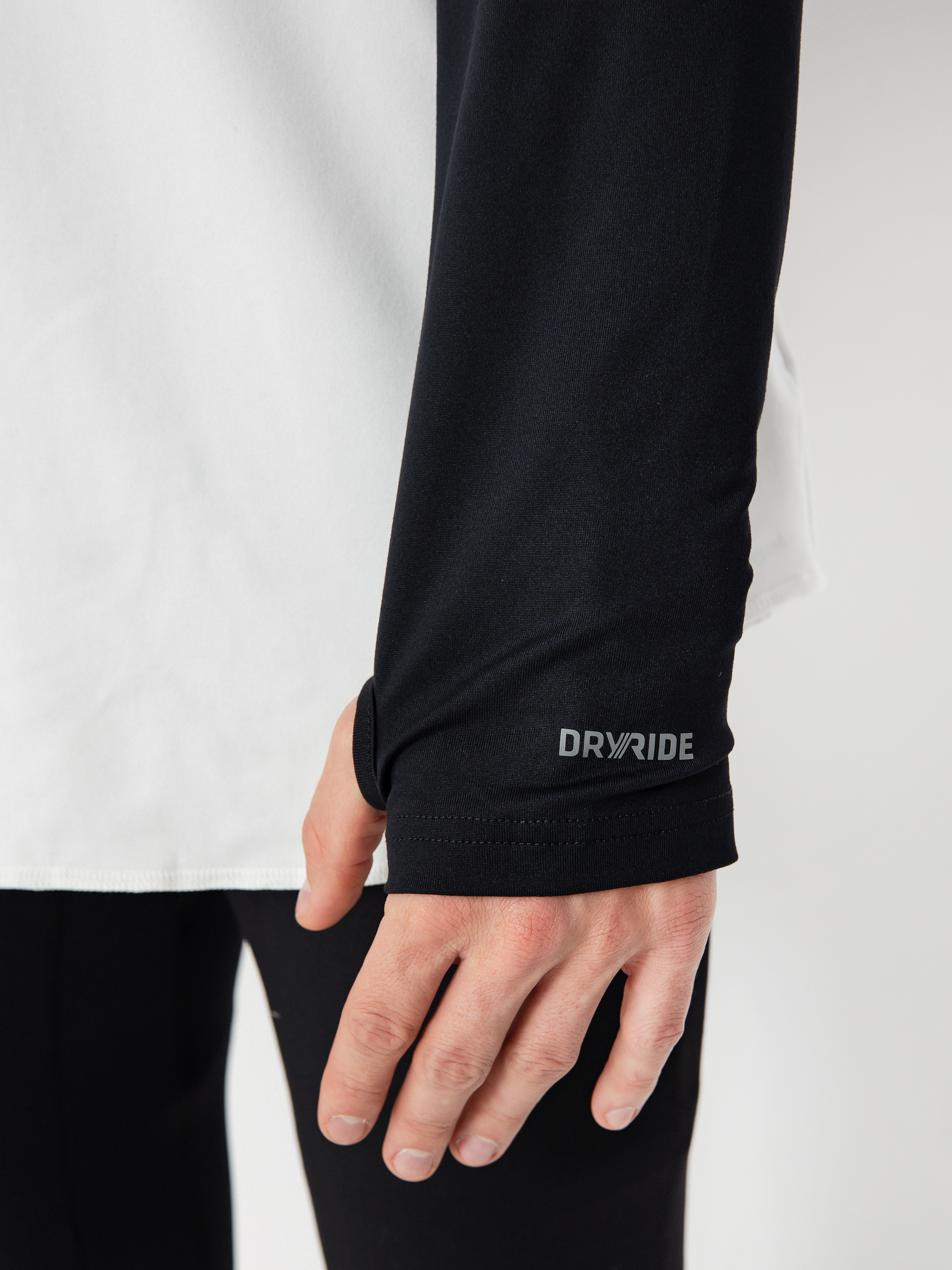 Triko Burton Roadie Tech Midweight Crew (stout white/true black)