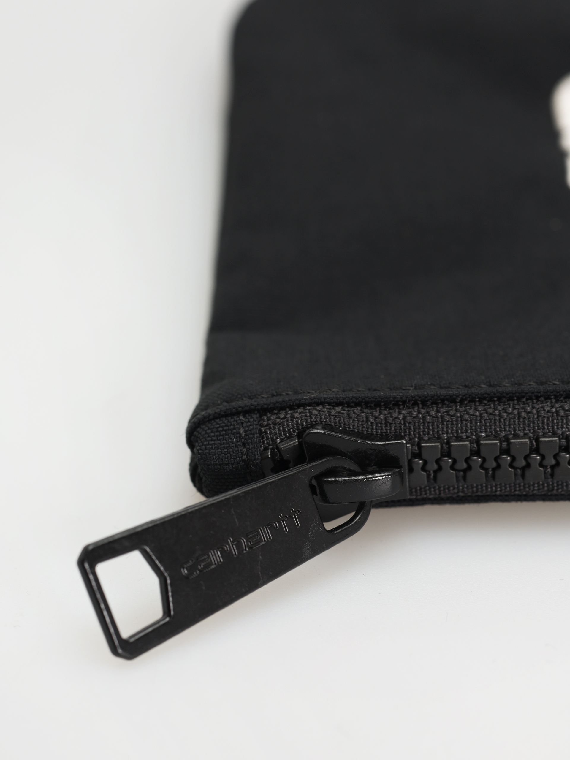 Peňaženka Carhartt WIP Industry Zip (black)