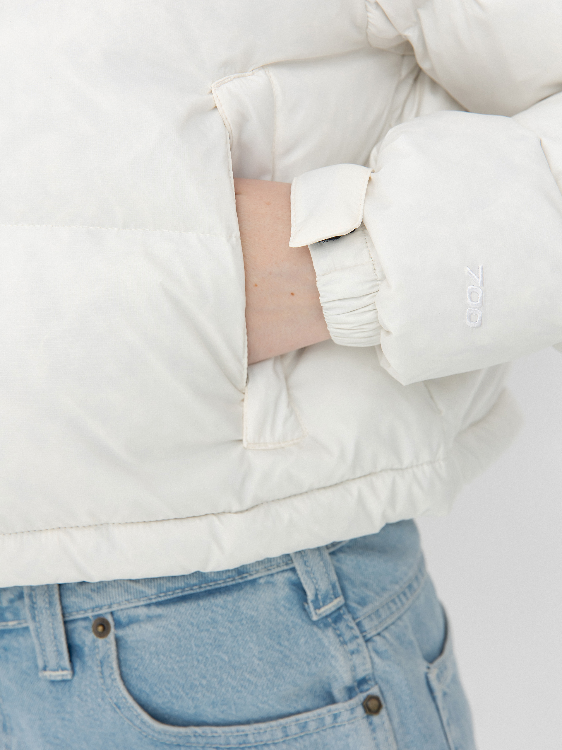 Bunda The North Face Nuptse Short Wmn (white dune/tnf black)