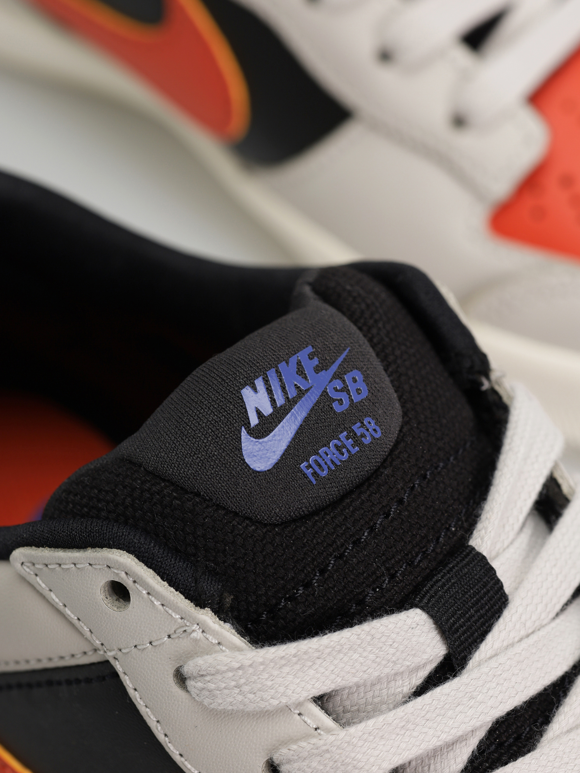 Topánky Nike SB Force 58 Premium (light bone/cosmic clay black)