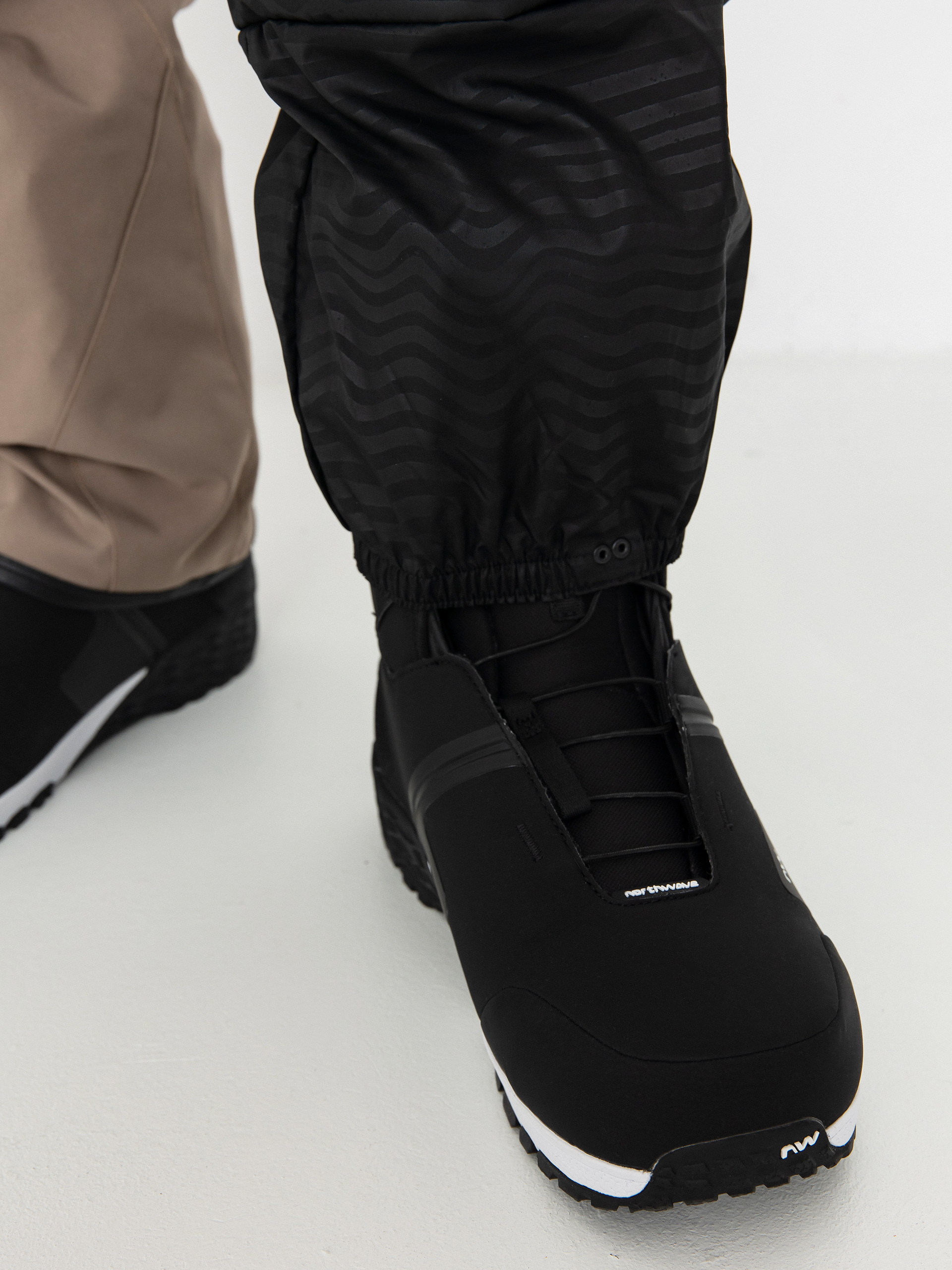 Pánske Snowboardové nohavice Volcom Roan Bib Overall (chestnut brown)