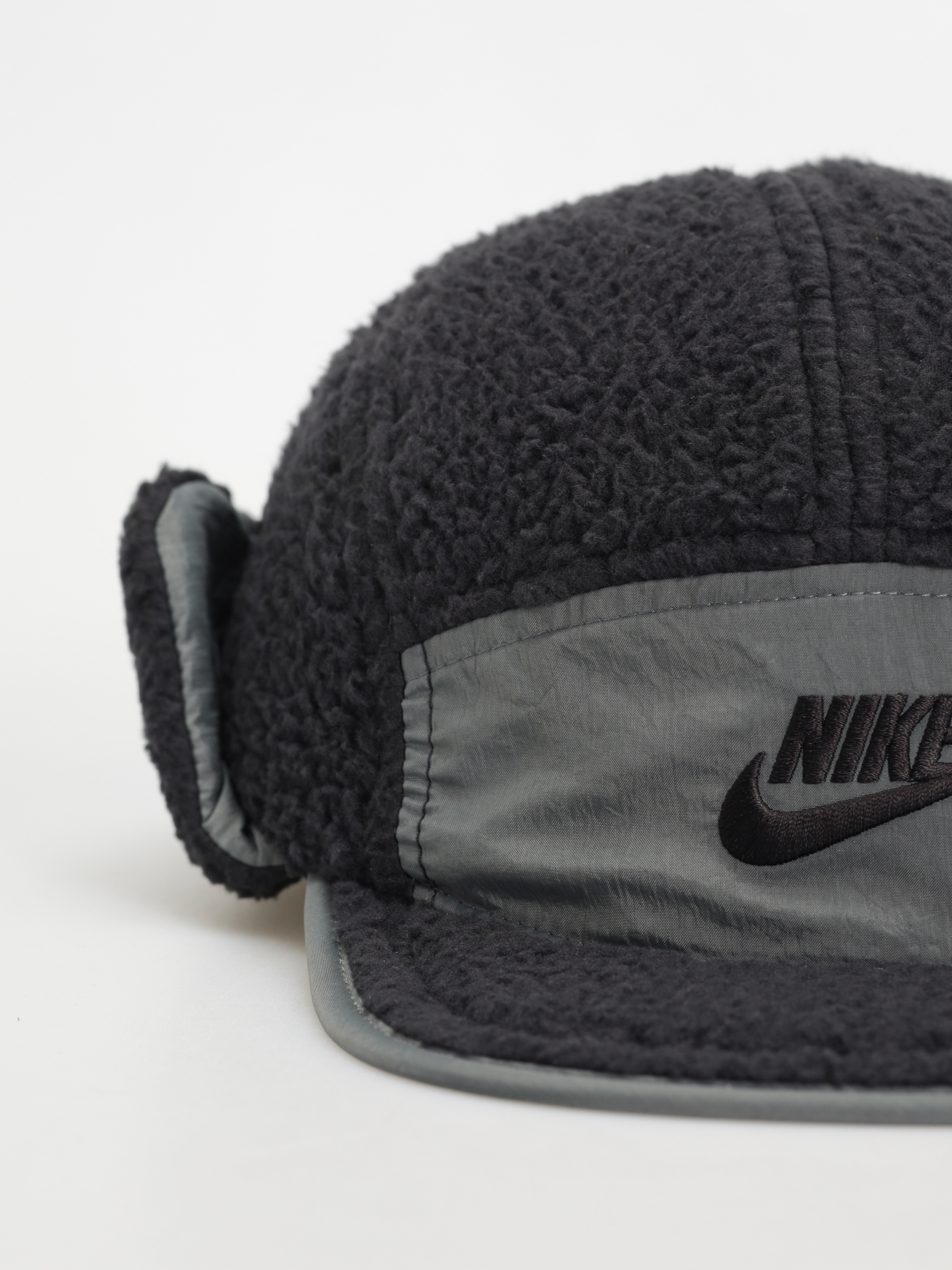 Klobúk Nike SB Nike Fly (black/iron grey/black)