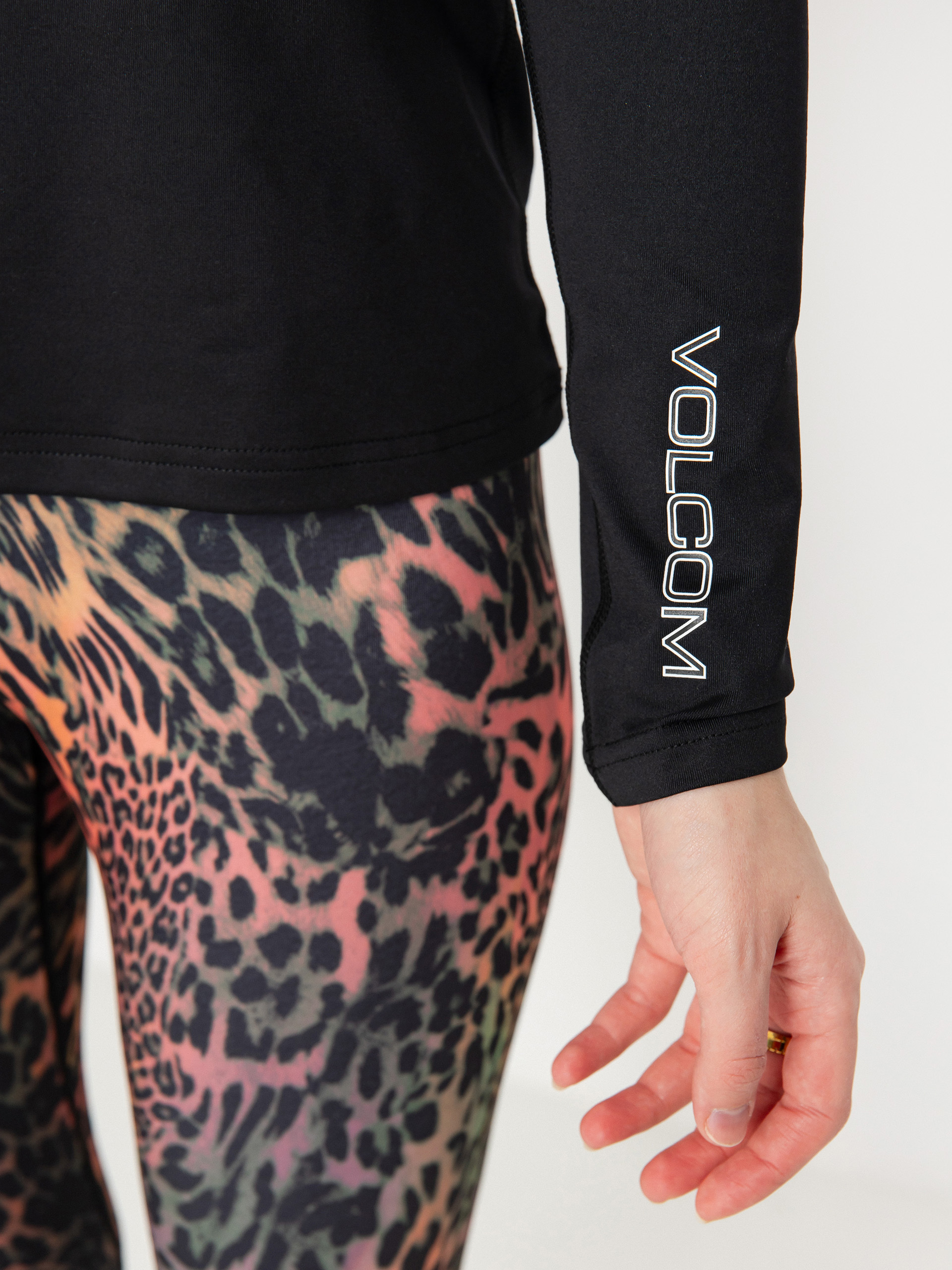 Dámsky Triko Volcom V Science Crew (black)