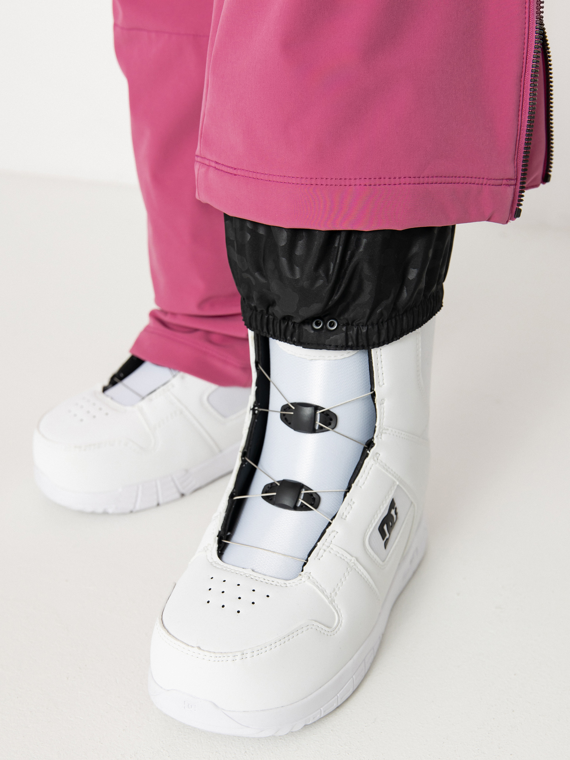 Dámske Snowboardové nohavice Volcom Battle Stretch (blurred violet)