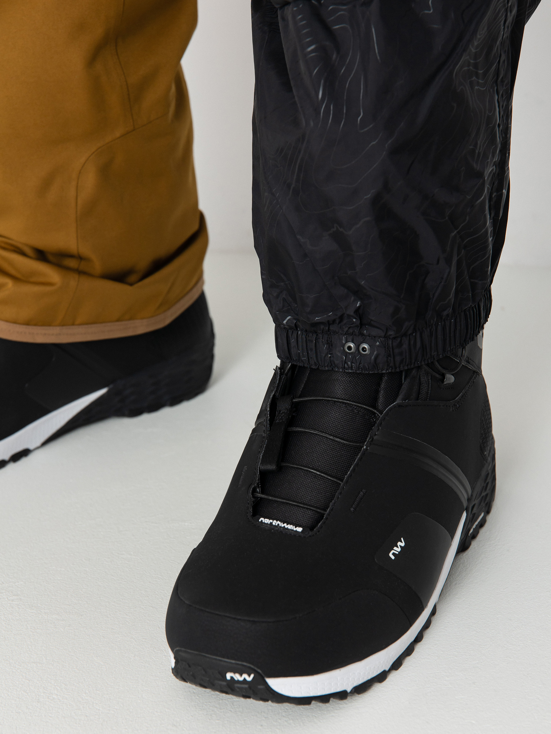 Pánske Snowboardové nohavice 686 Infinity Insulated Cargo (breen)