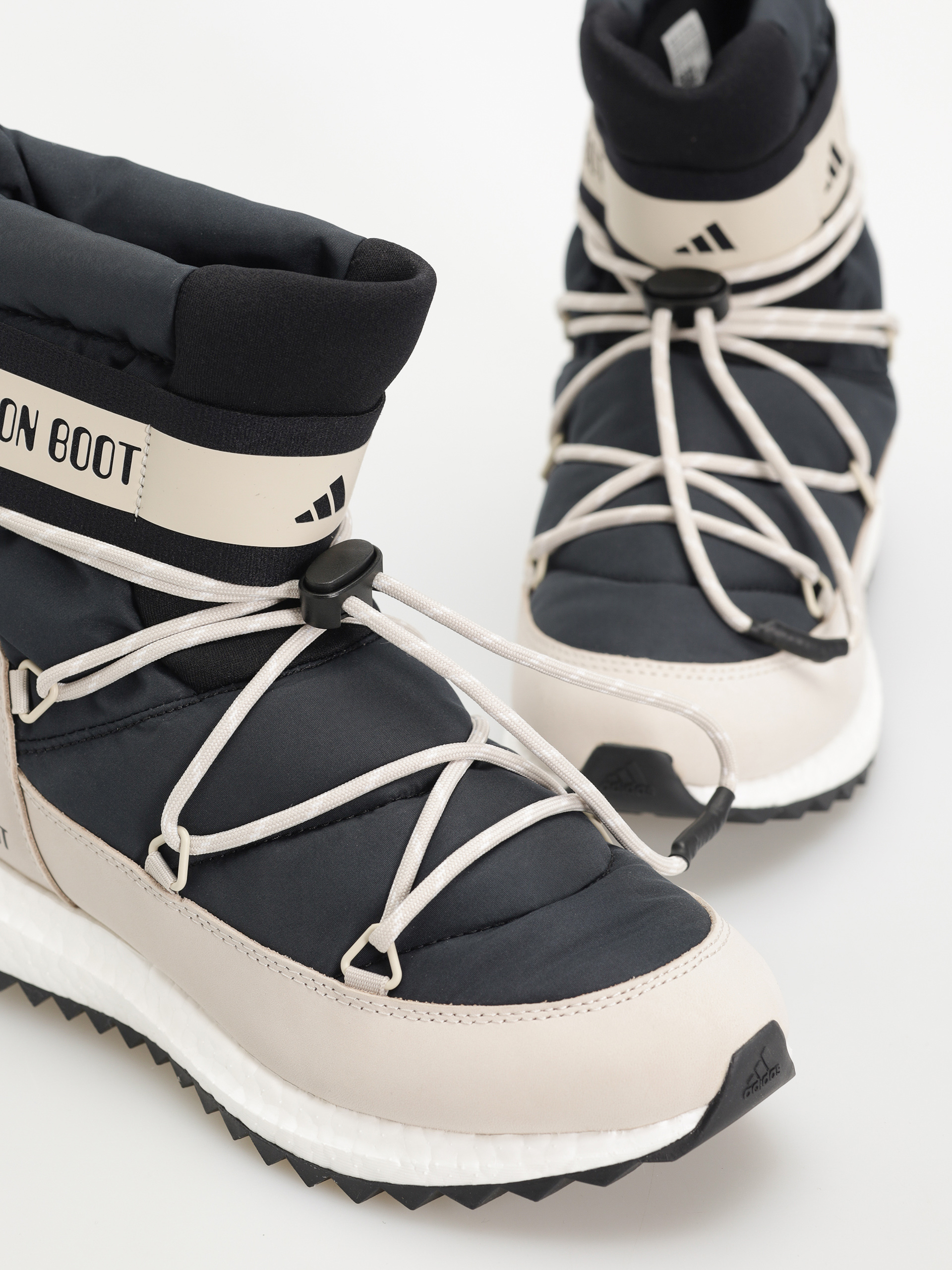 Topánky adidas Originals Moonboost High (cblack/cblack/cbrown)