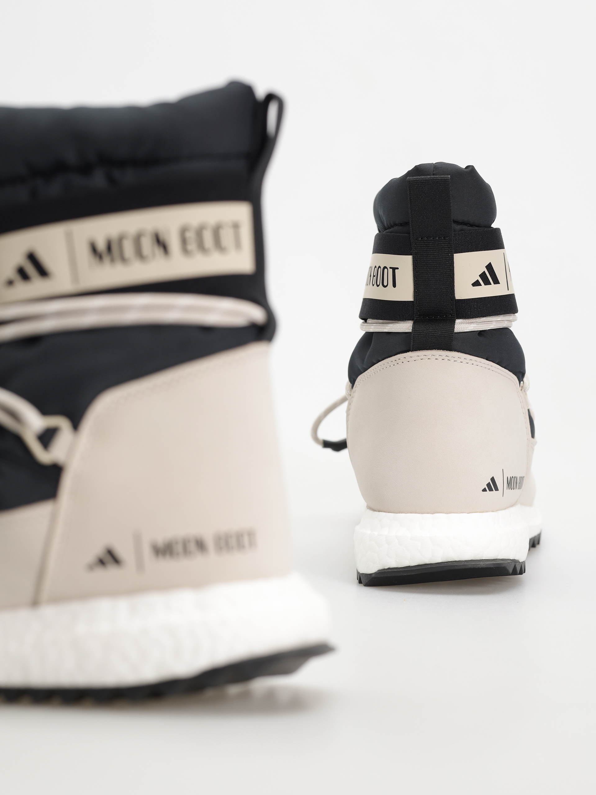 Topánky adidas Originals Moonboost High (cblack/cblack/cbrown)