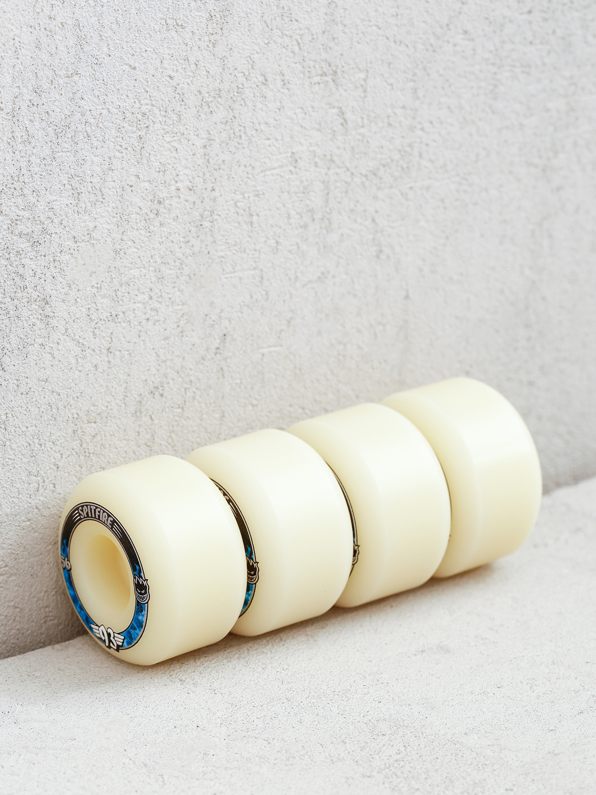 Kolieska Spitfire F4 93D Radials (natural/blue)