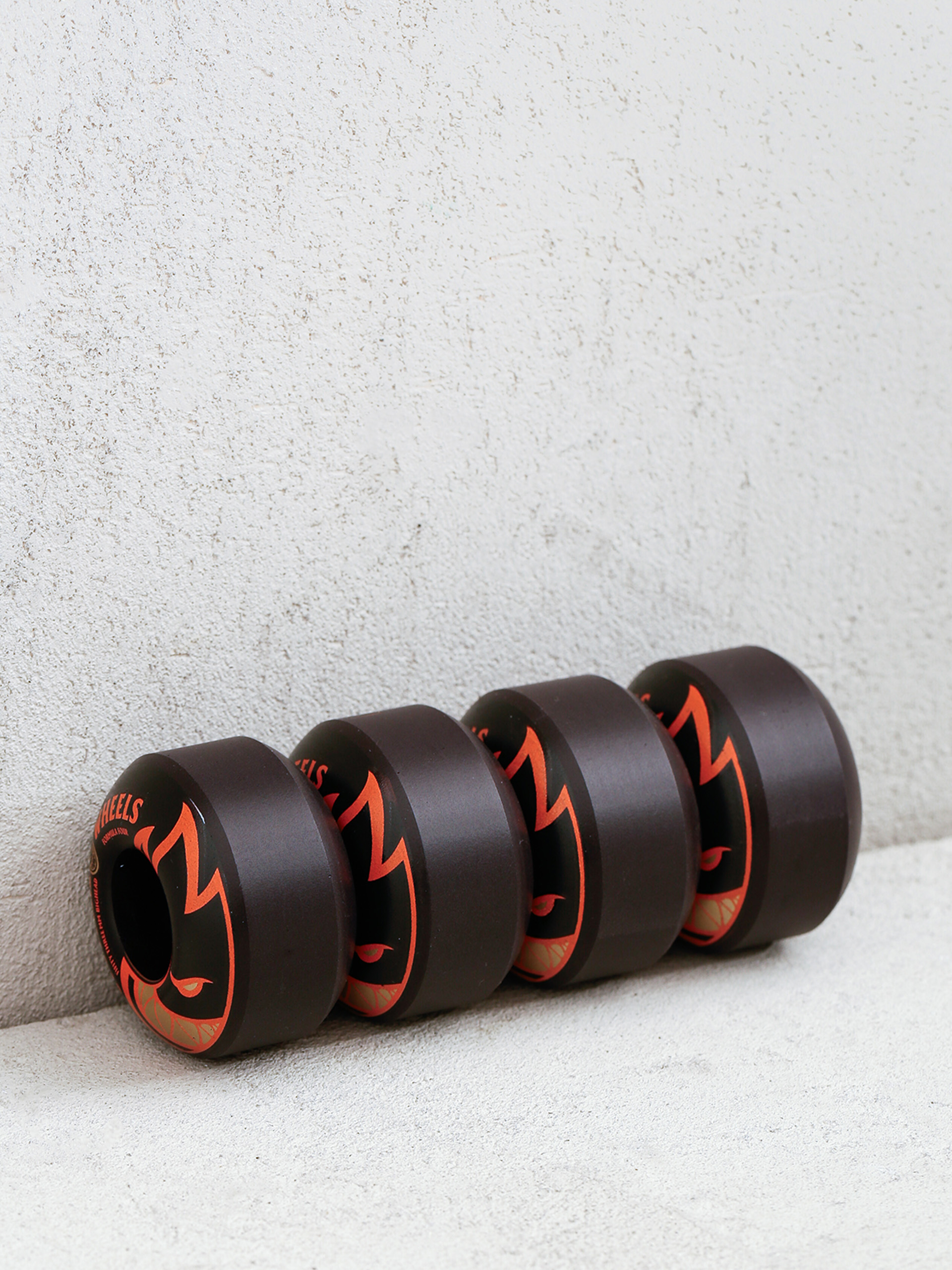 Kolieska Spitfire F4 99D Bighead (black/orange)