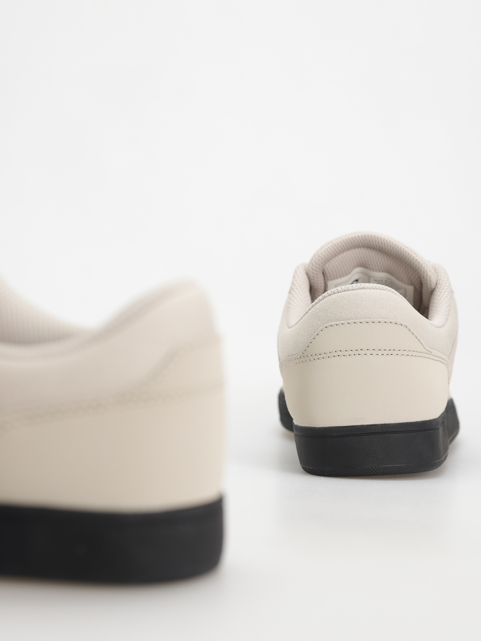 Topánky DC Crisis 2 (silver birch)