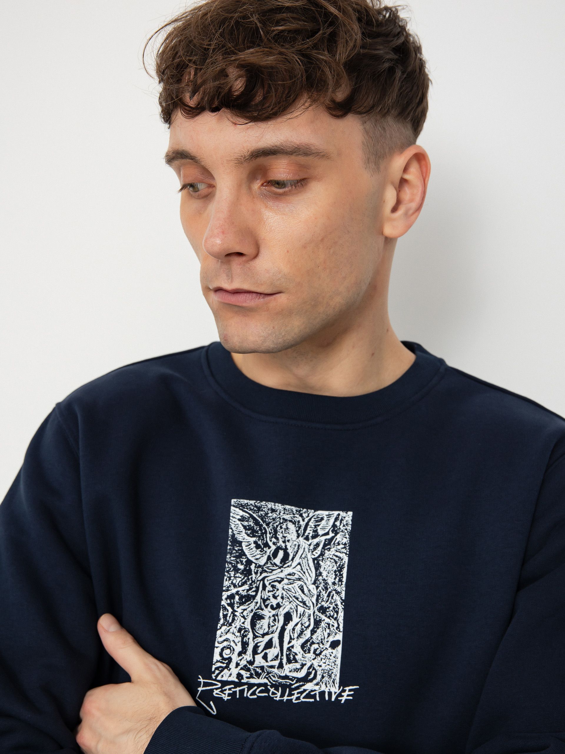 Mikina Poetic Collective Angel Crewneck (navy)