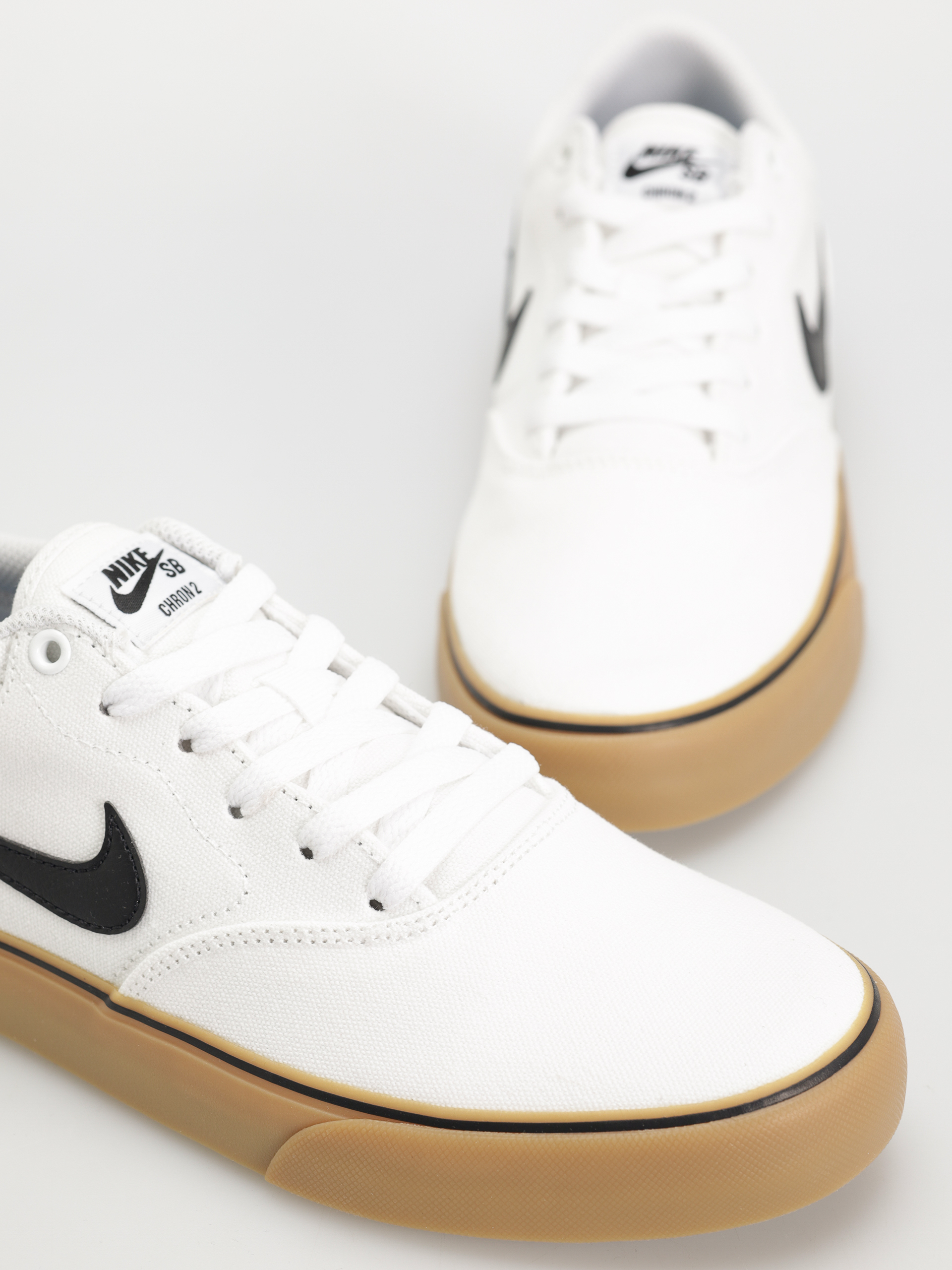 Topánky Nike SB Chron 2 Canvas (white/black white gum light brown)
