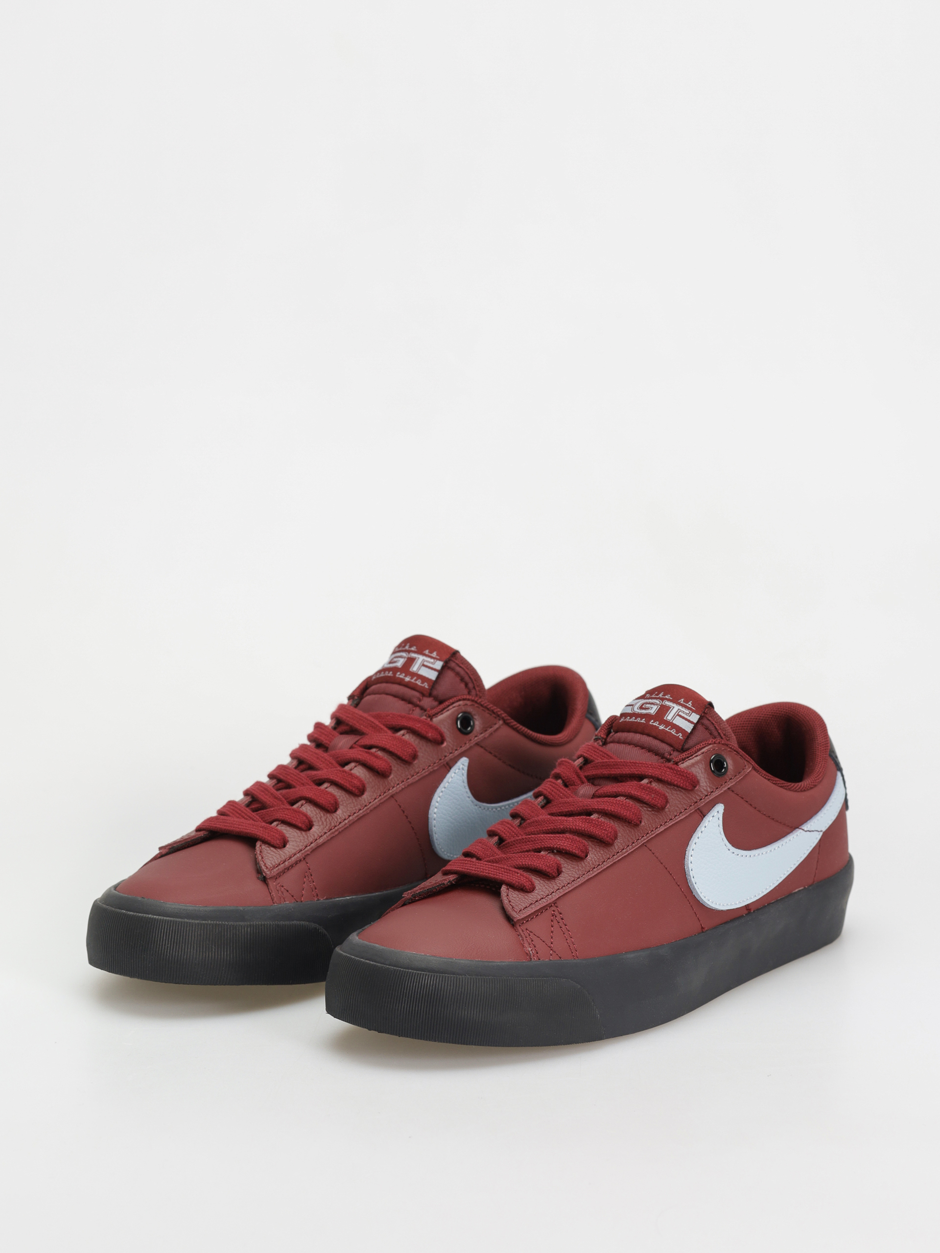 Topánky Nike SB Blazer Low Pro GT (dark team red/lt armory blue)