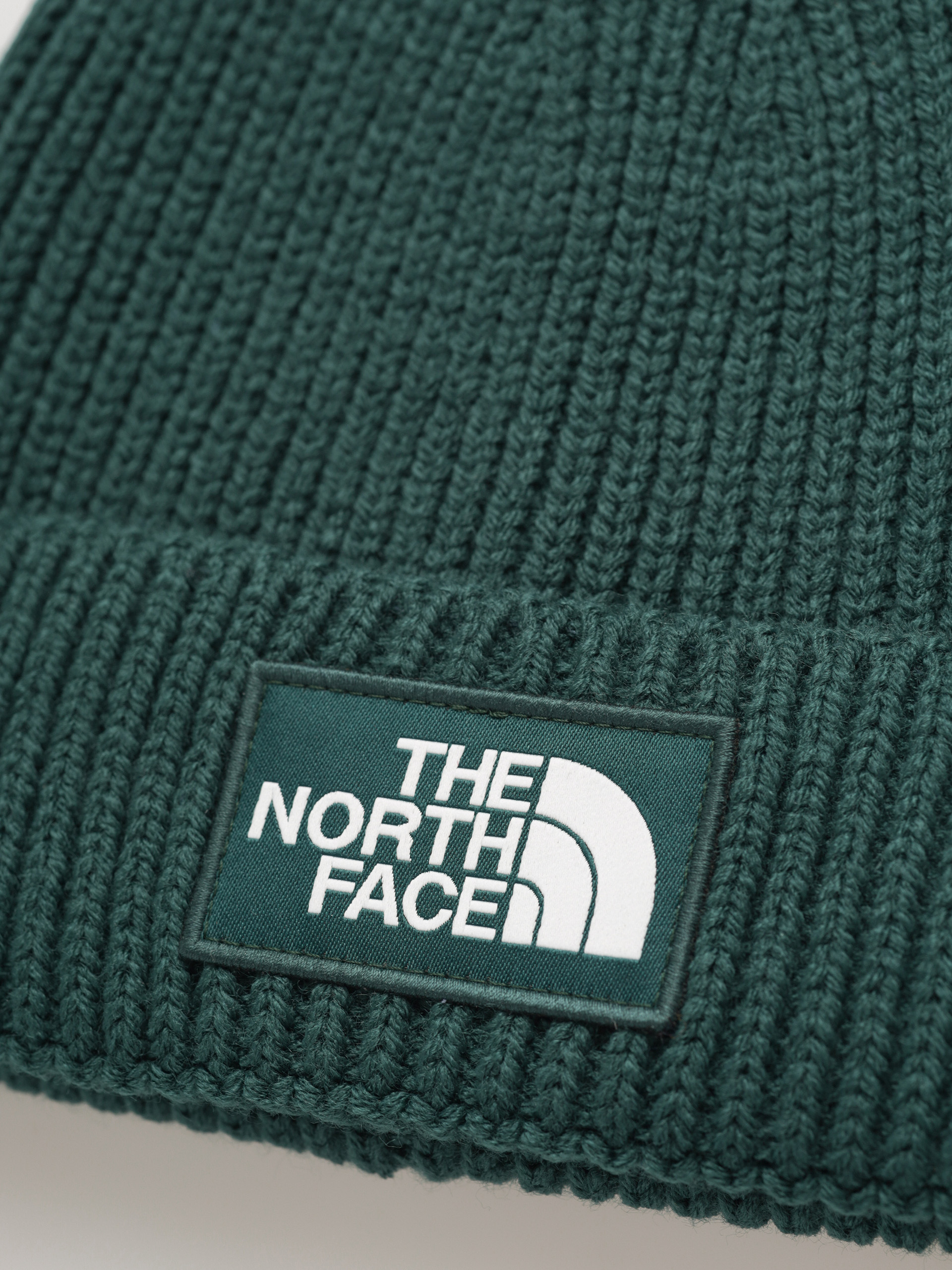 Čiapka The North Face Tnf Logo Box (deep nori/duck green)