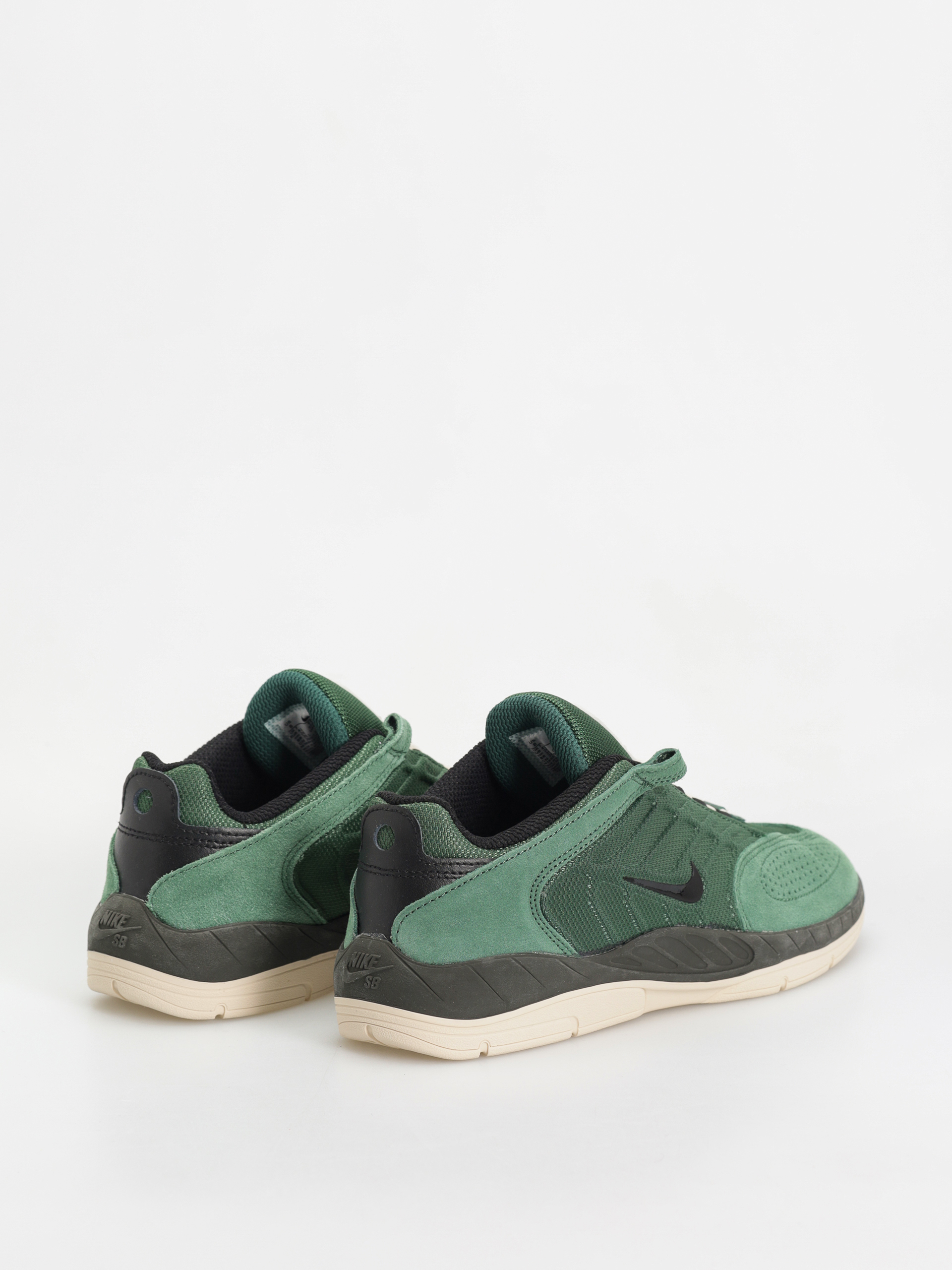 Topánky Nike SB Vertebrae (fir/black sequoia lt orewood brn)