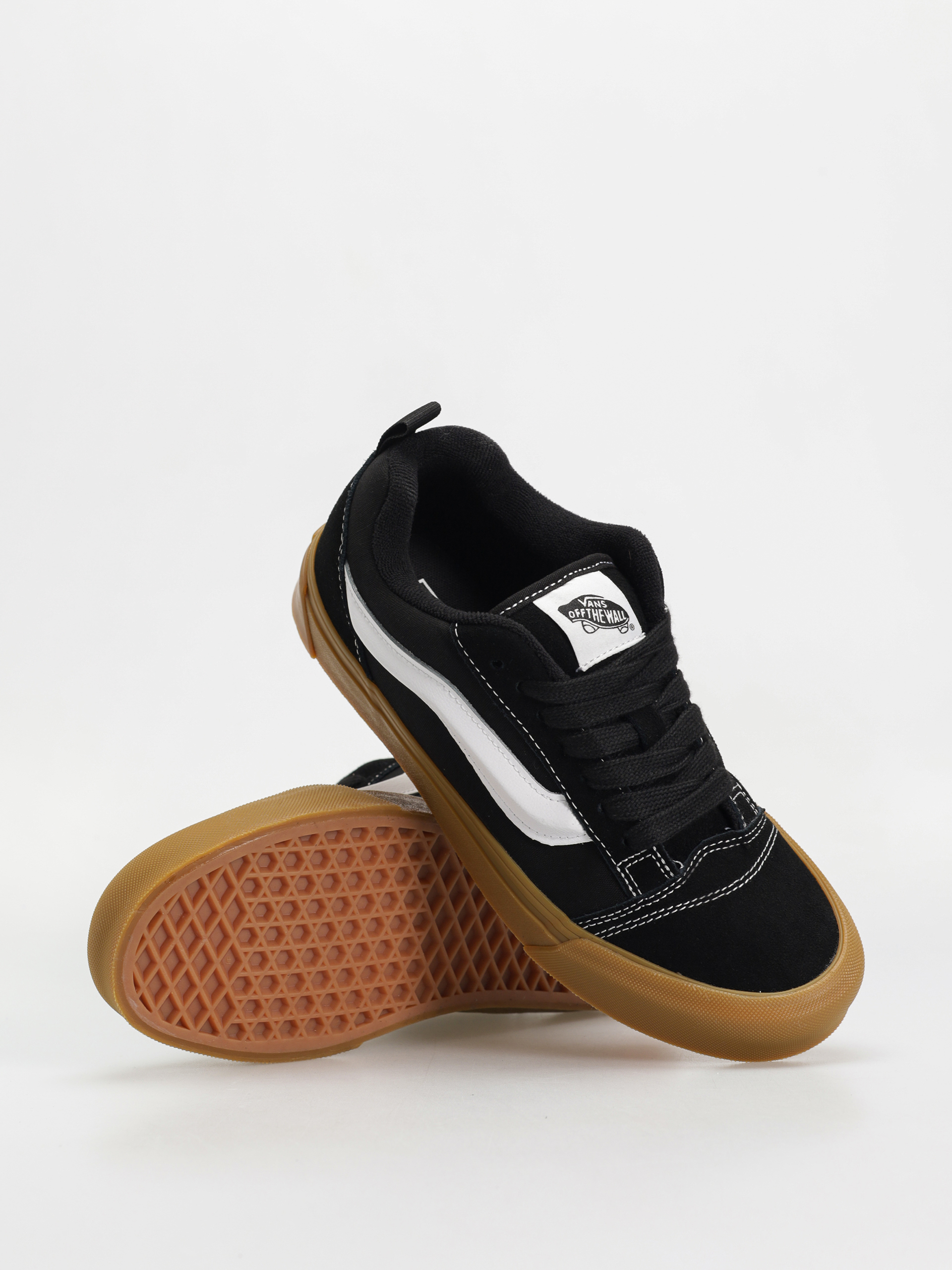 Topánky Vans Knu Skool (black/gum)